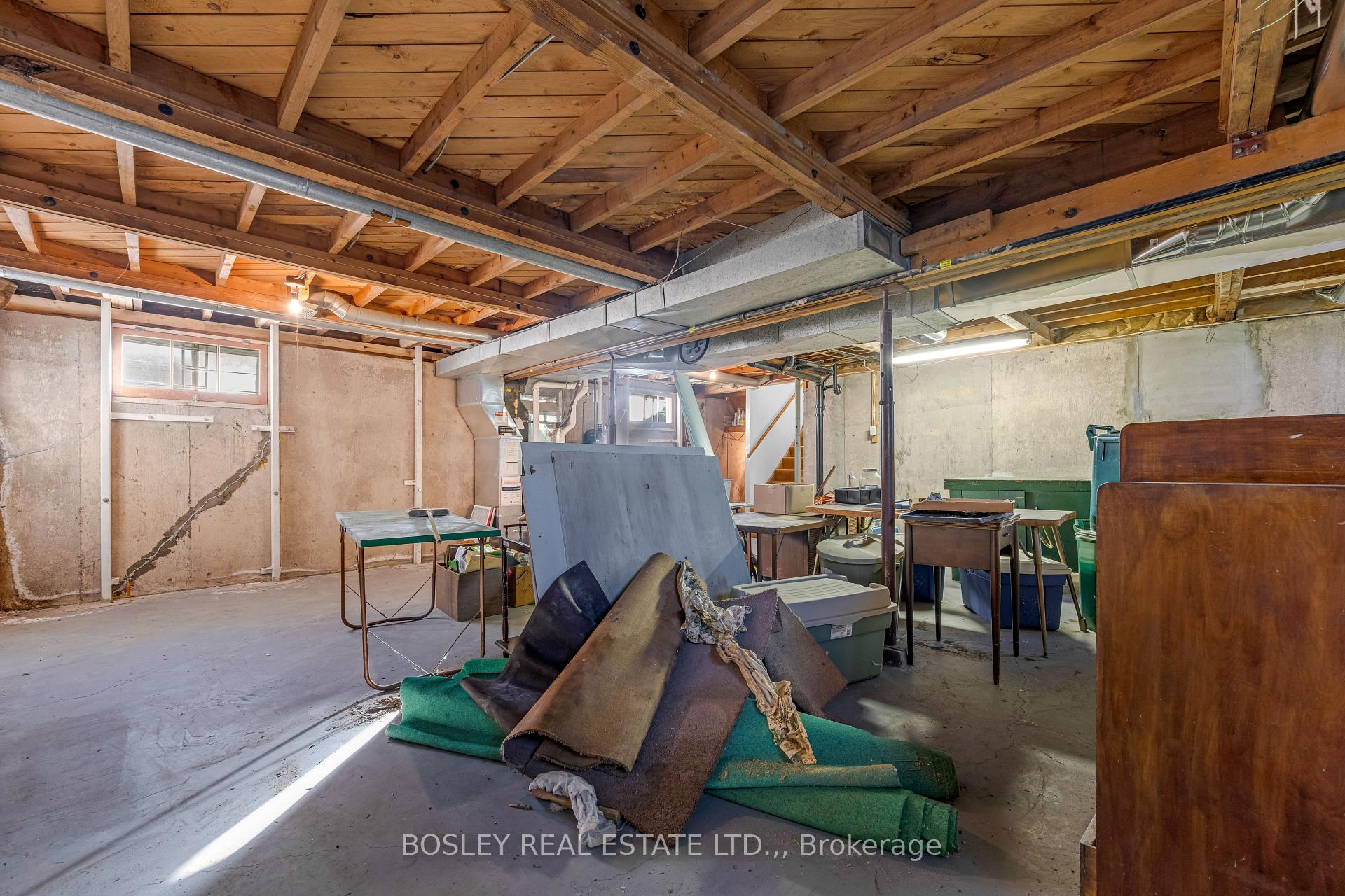 Photo 20 of 13 Hilda Street, St. Catharines, Western Hill — HOMEH