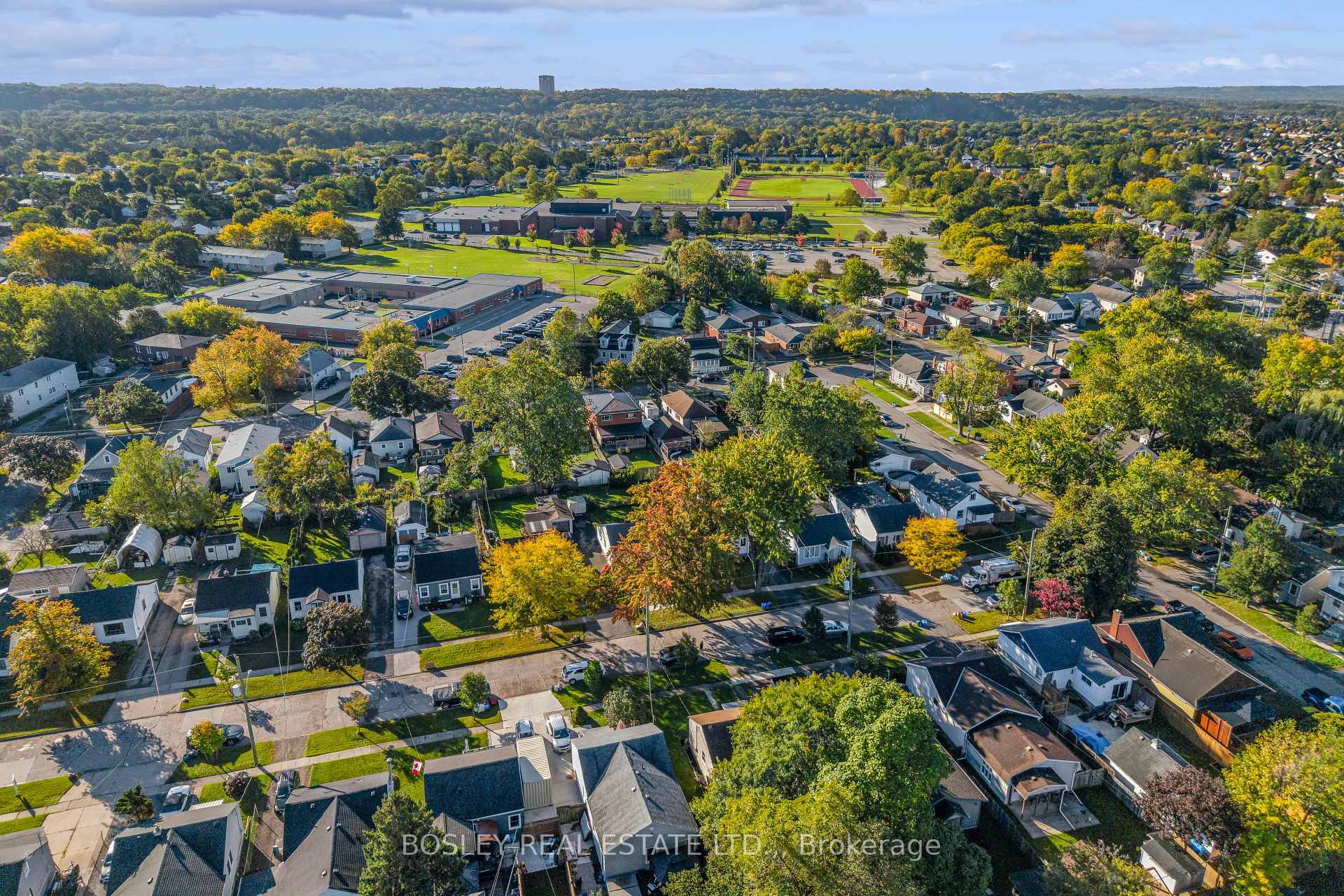 Photo 32 of 13 Hilda Street, St. Catharines, Western Hill — HOMEH