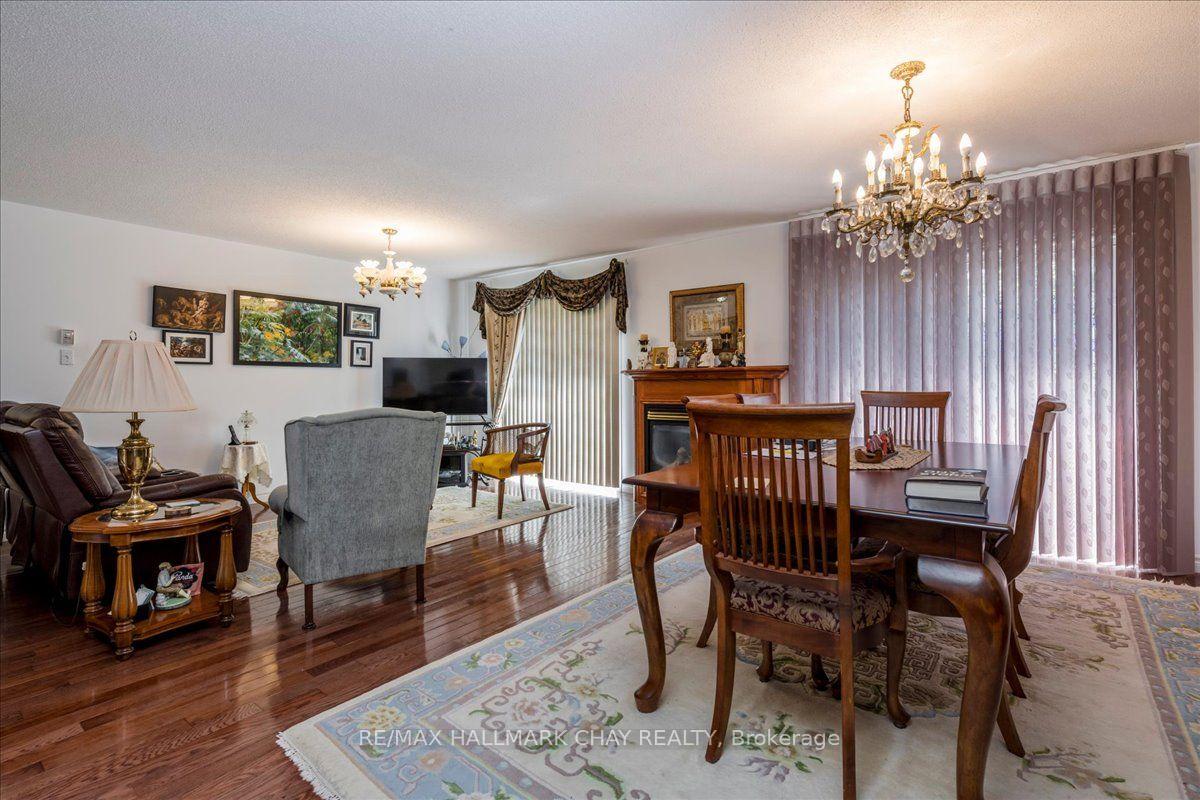 Photo 11 of 245 Pringle Drive, Barrie, Edgehill Drive — HOMEH