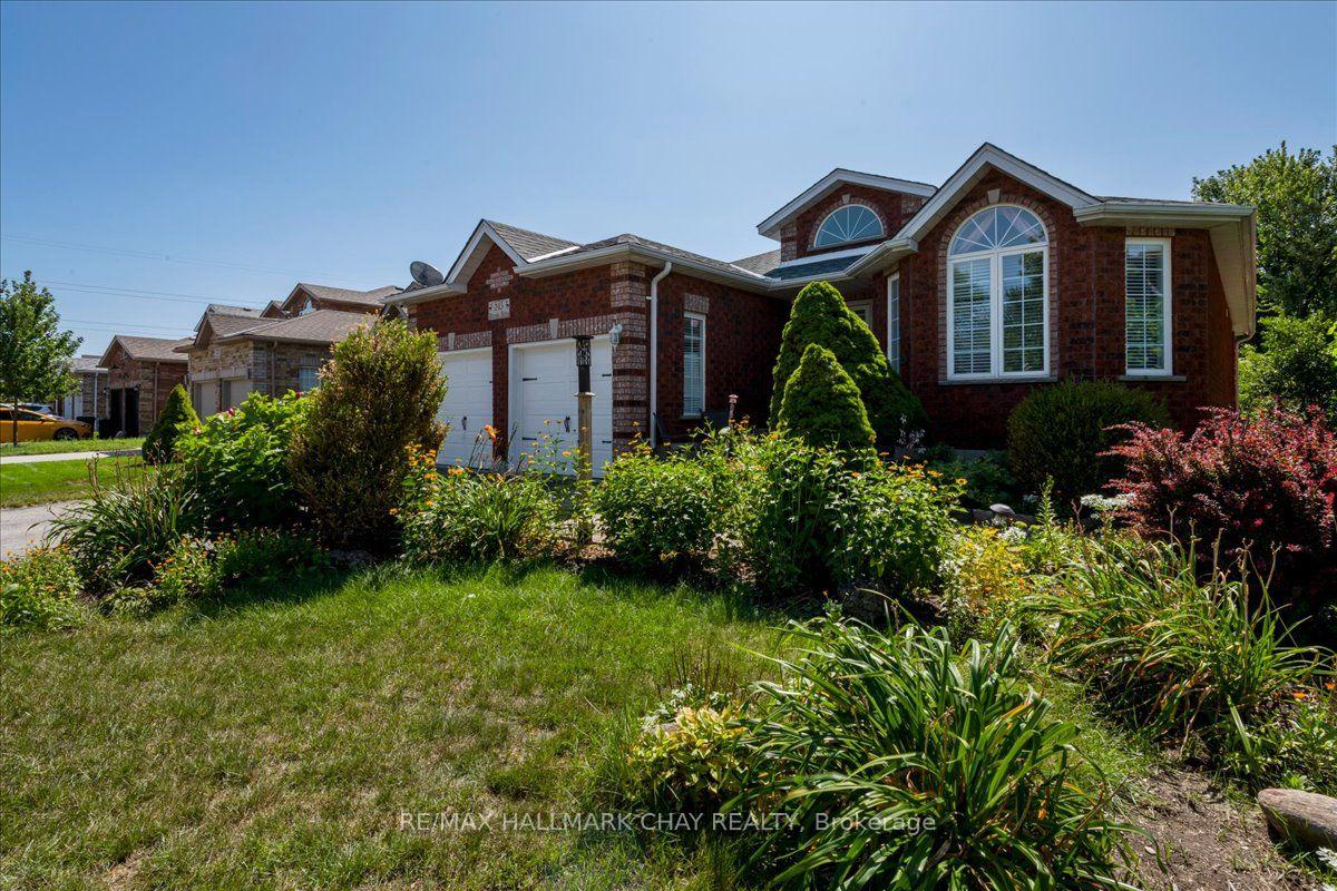 Photo 25 of 245 Pringle Drive, Barrie, Edgehill Drive — HOMEH