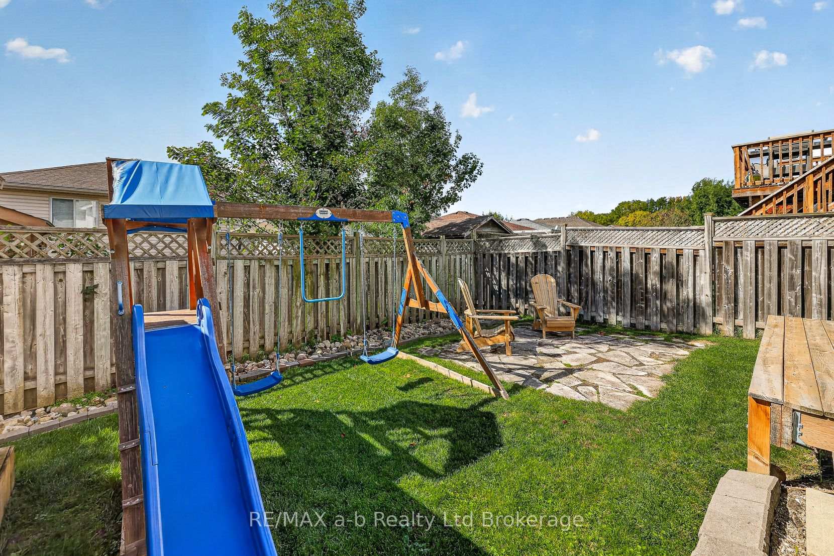 Photo 9 of 17 Rossiter Road, Ingersoll, Ingersoll - South — HOMEH