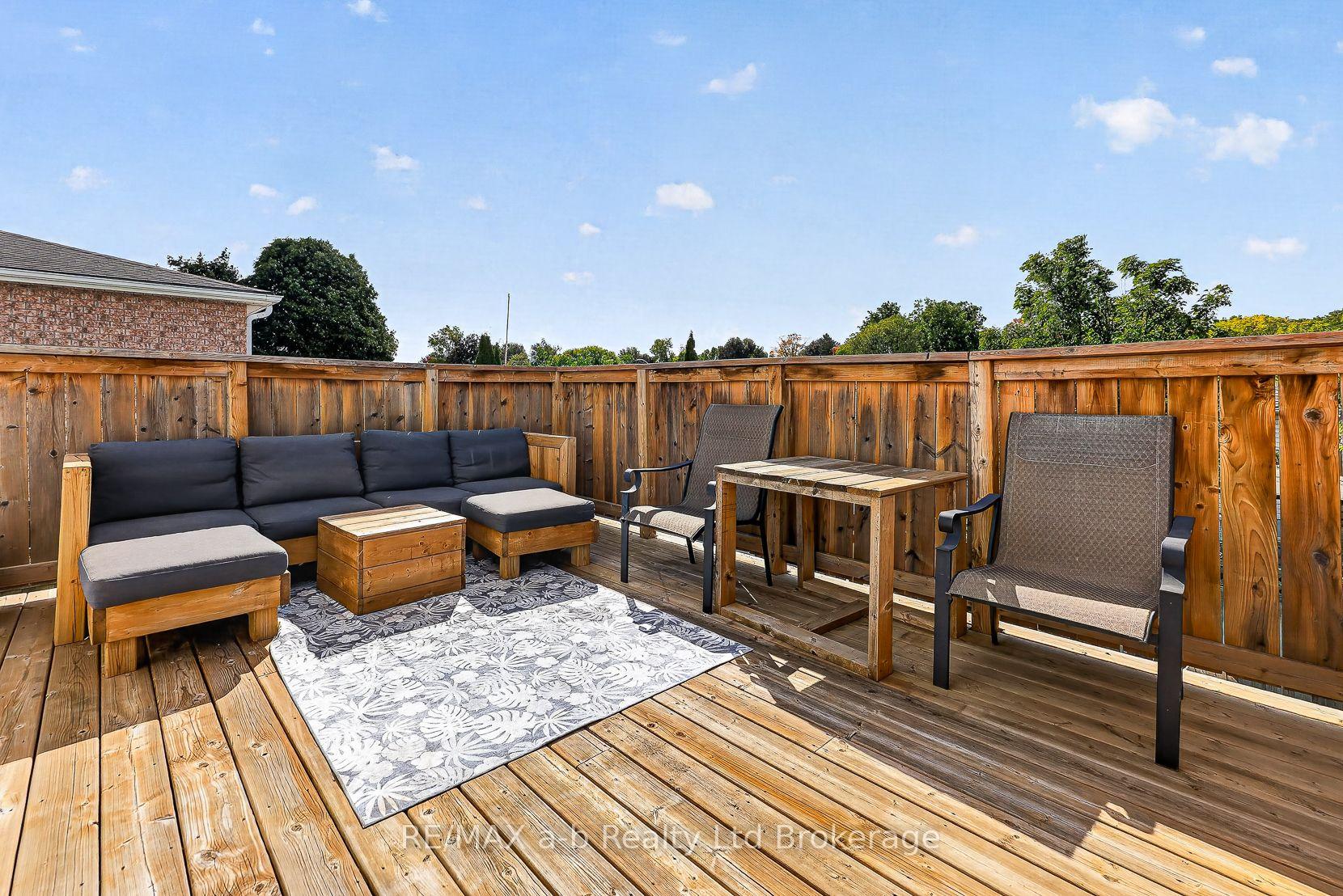 Photo 17 of 17 Rossiter Road, Ingersoll, Ingersoll - South — HOMEH