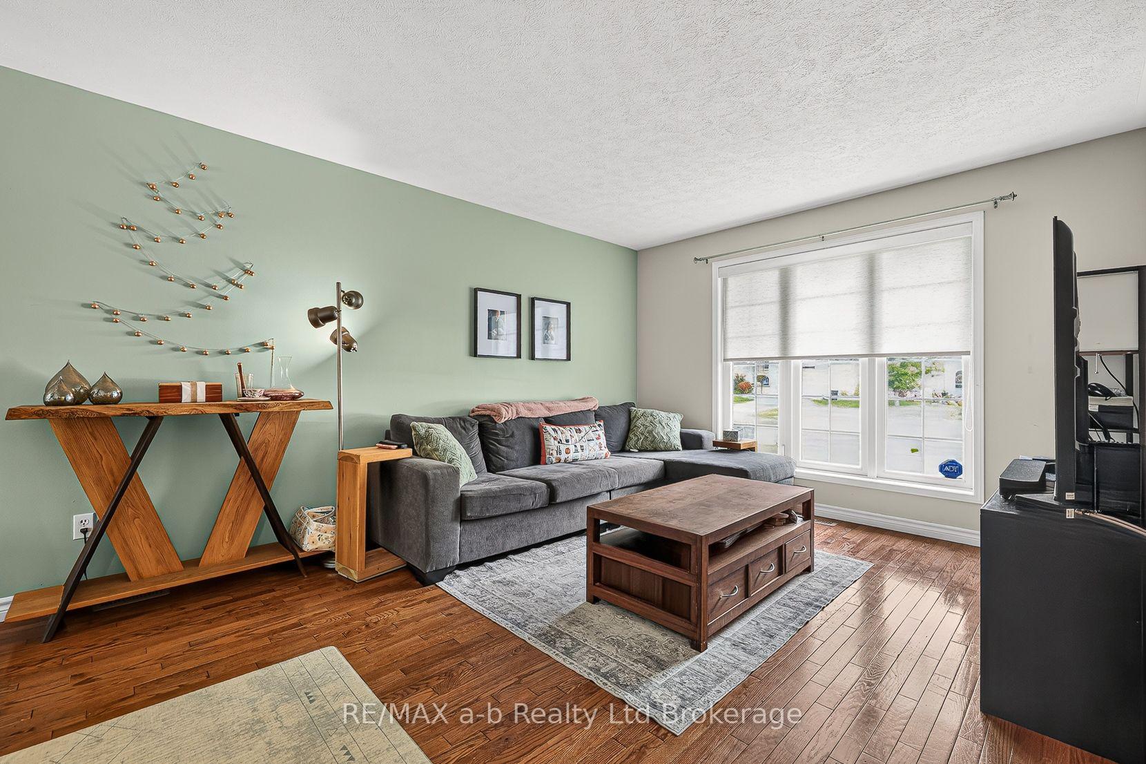 Photo 19 of 17 Rossiter Road, Ingersoll, Ingersoll - South — HOMEH