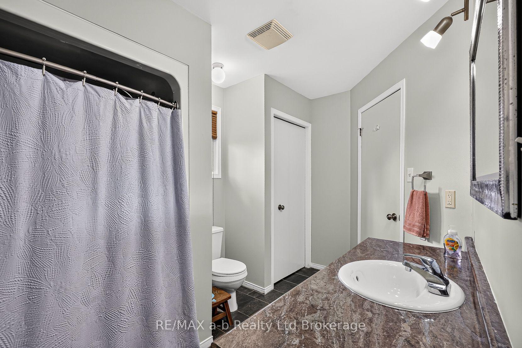 Photo 33 of 17 Rossiter Road, Ingersoll, Ingersoll - South — HOMEH
