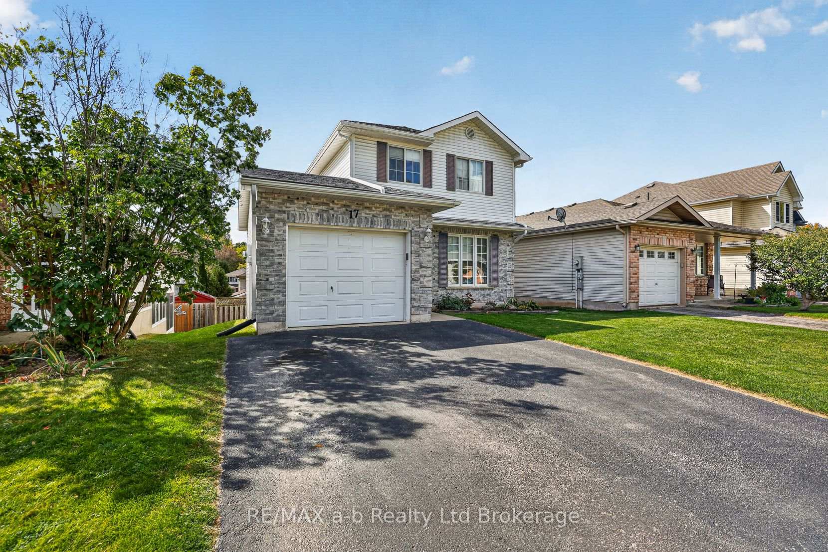 Photo 42 of 17 Rossiter Road, Ingersoll, Ingersoll - South — HOMEH