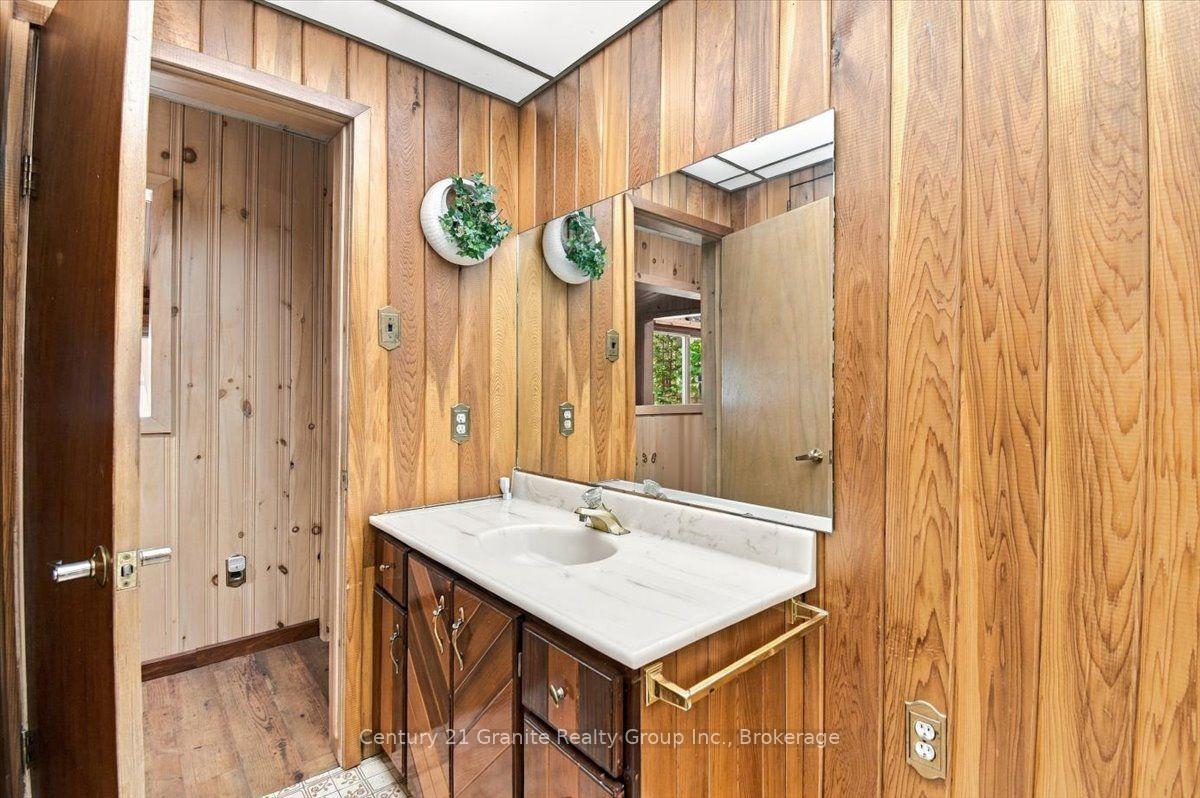 Photo 21 of 354 Forestview Road N, Hastings Highlands, Herschel Ward — HOMEH