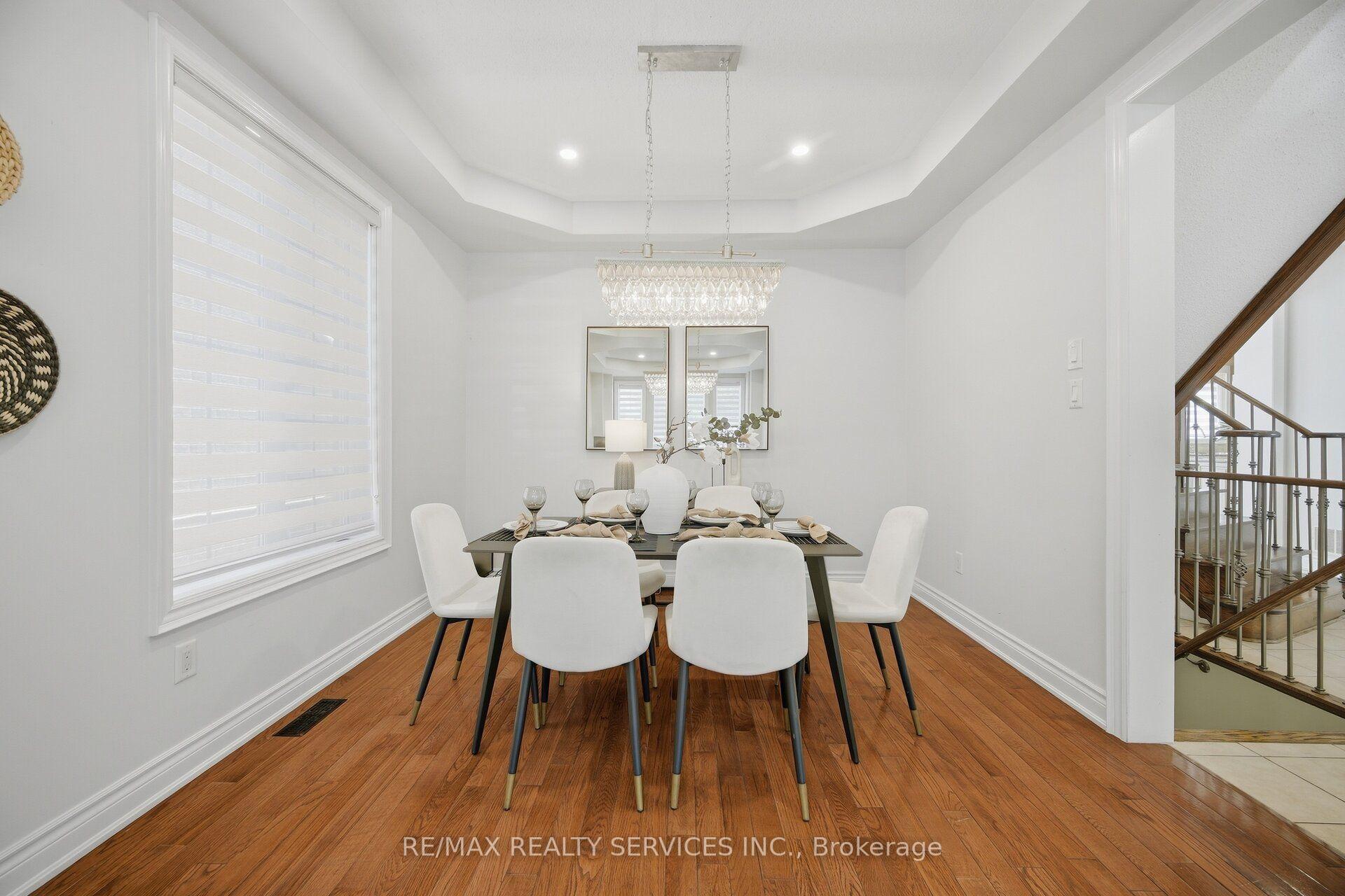 Photo 9 of 68 Southlake Boulevard, Brampton, Madoc — HOMEH