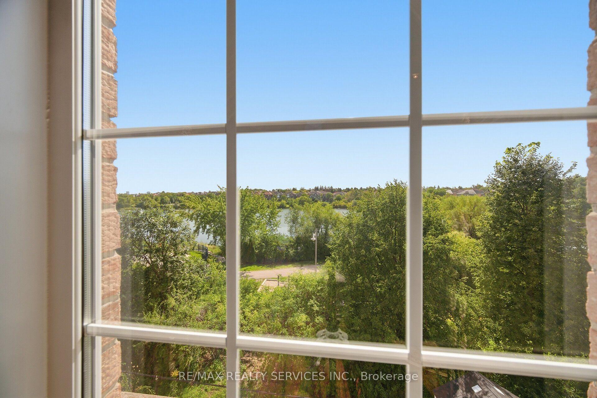 Photo 27 of 68 Southlake Boulevard, Brampton, Madoc — HOMEH
