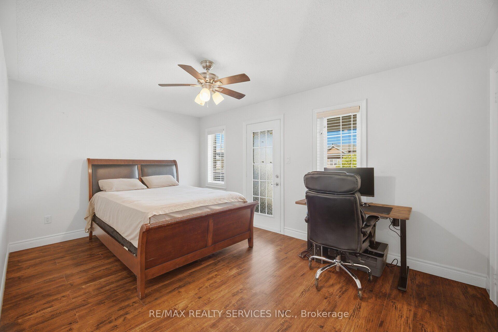 Photo 32 of 68 Southlake Boulevard, Brampton, Madoc — HOMEH