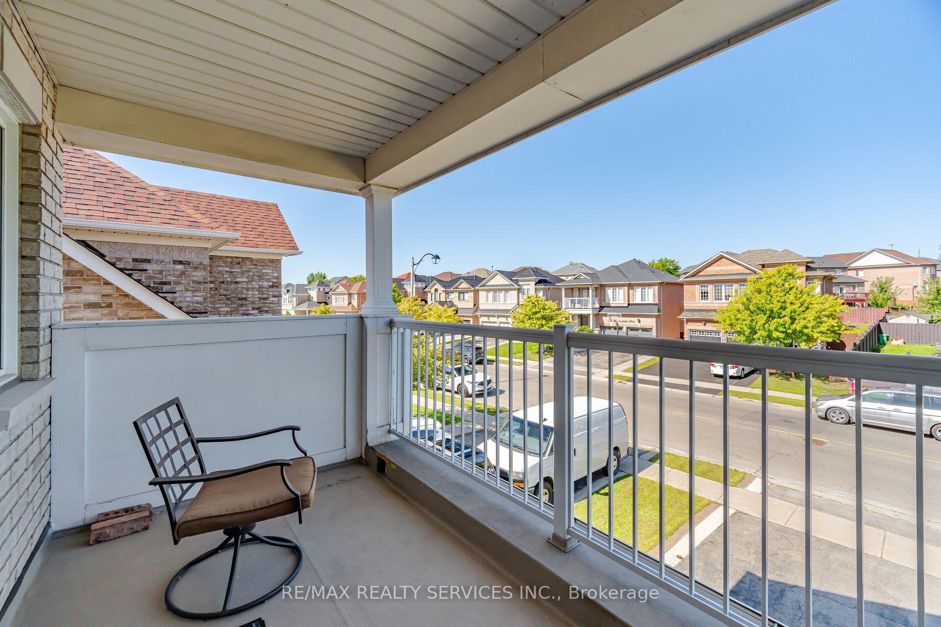 Photo 33 of 68 Southlake Boulevard, Brampton, Madoc — HOMEH