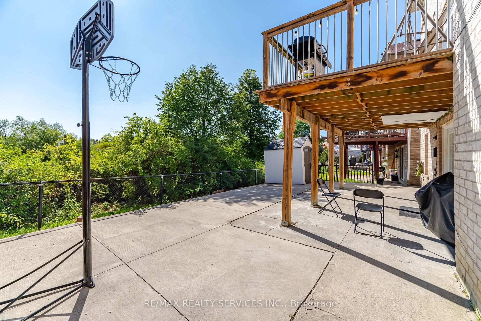 Photo 46 of 68 Southlake Boulevard, Brampton, Madoc — HOMEH