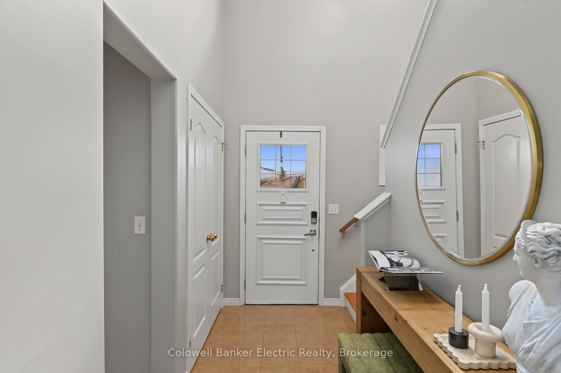 Photo 4 of 2334 Marsdale Drive, Peterborough, Ashburnham Ward 4 — HOMEH