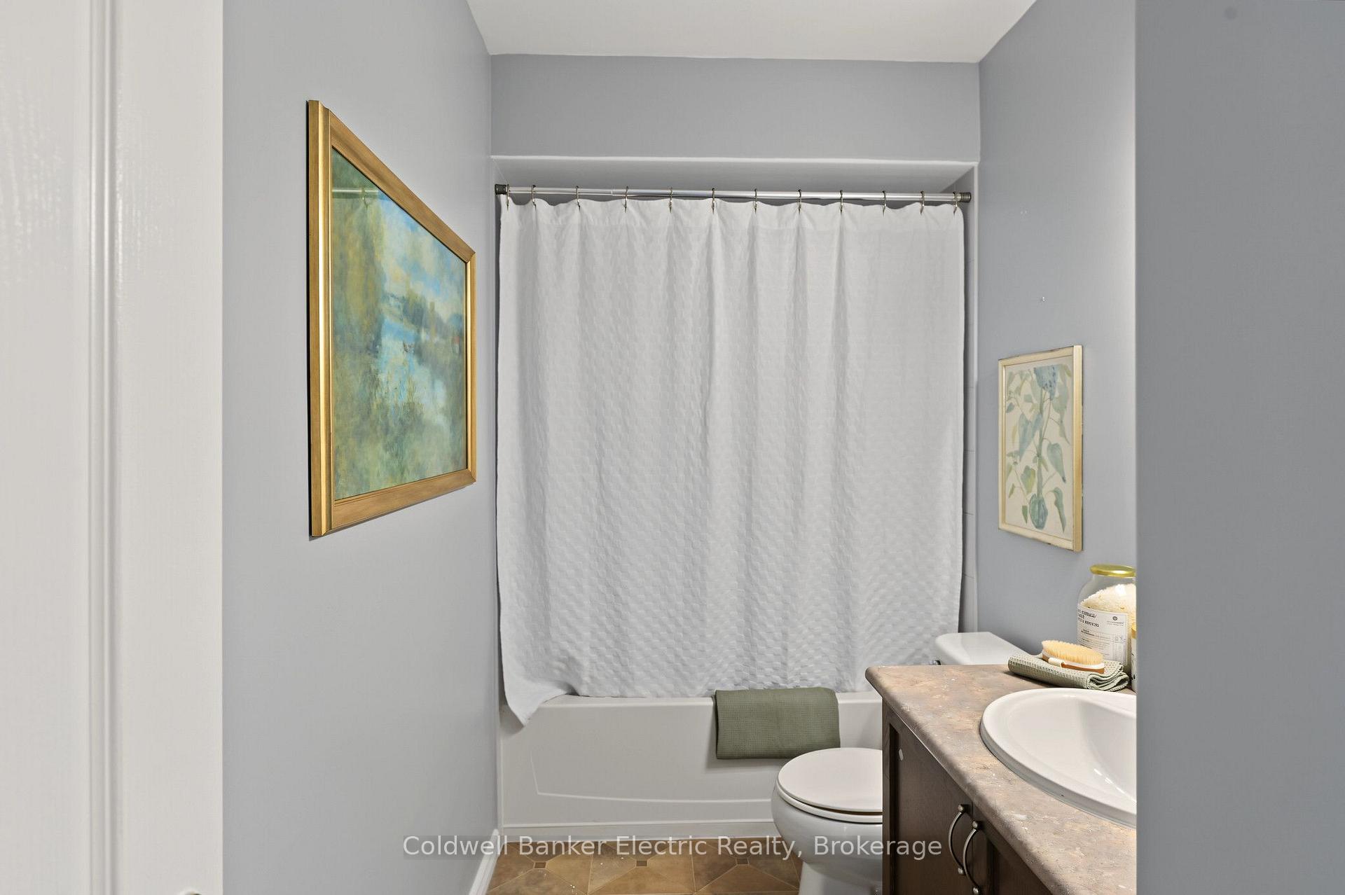 Photo 27 of 2334 Marsdale Drive, Peterborough, Ashburnham Ward 4 — HOMEH