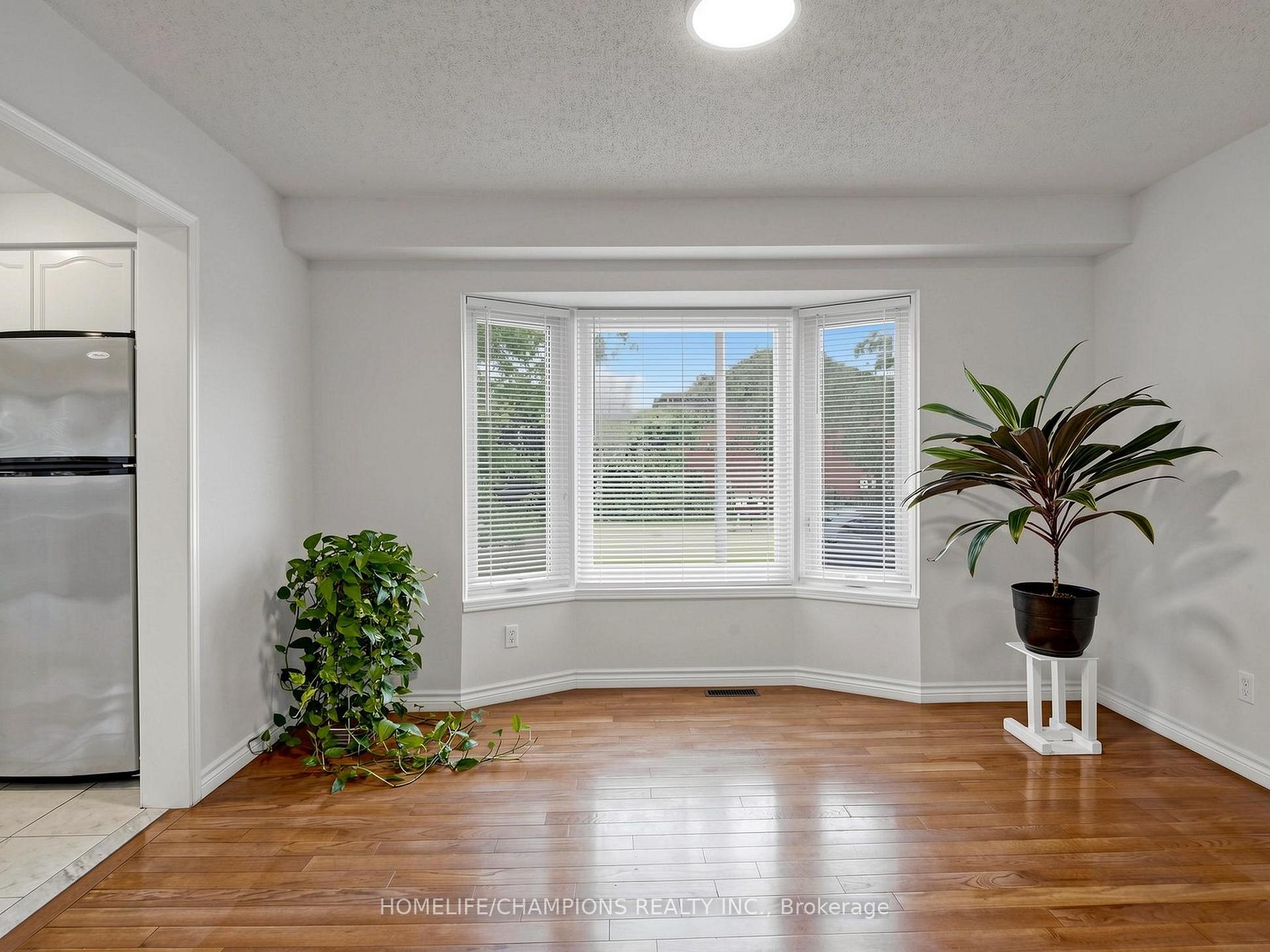 Photo 13 of 1622 Sandhurst Crescent, Pickering, Highbush — HOMEH