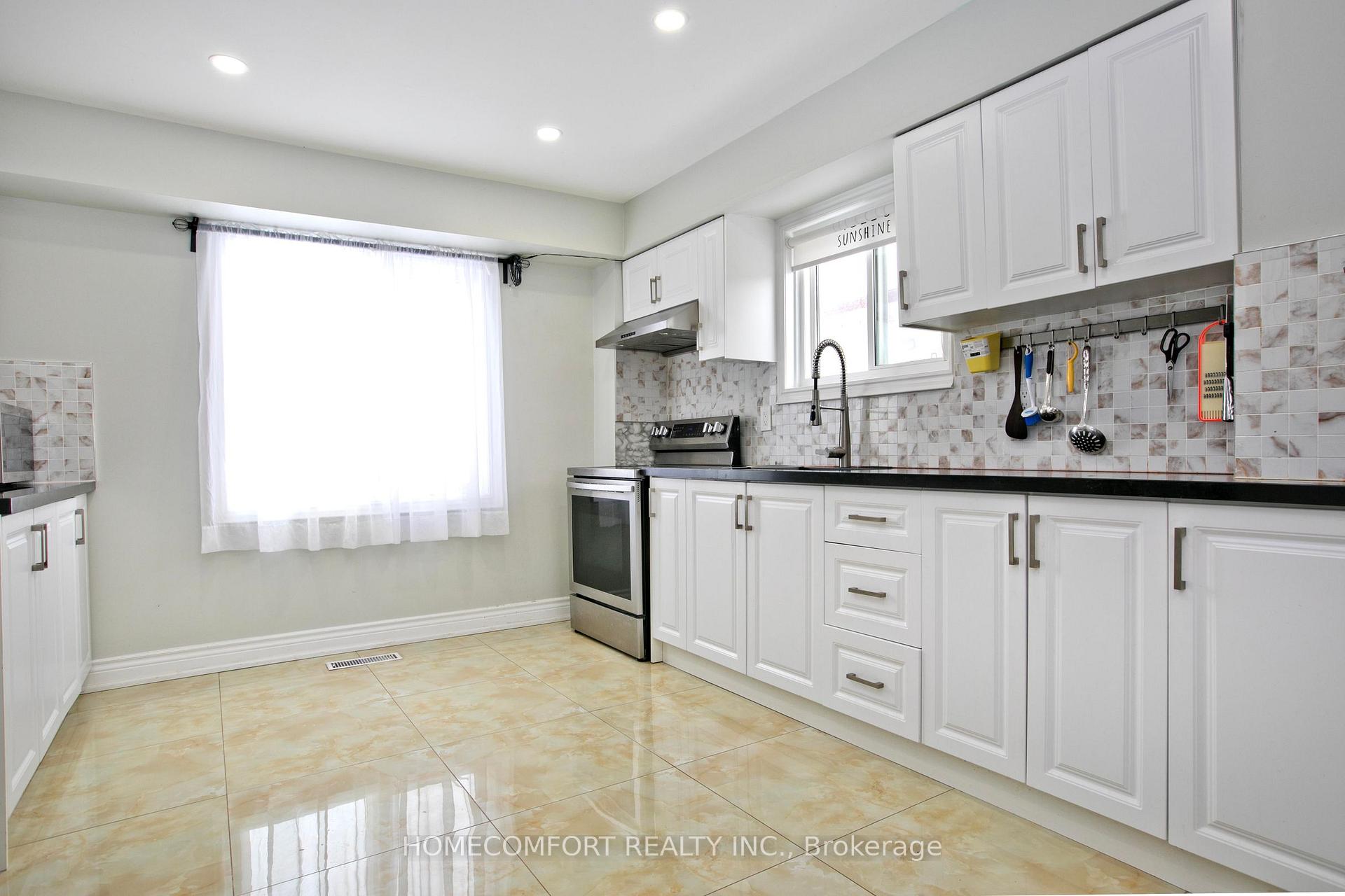 Photo 9 of 170 John Tabor Trail, Scarborough, Malvern — HOMEH