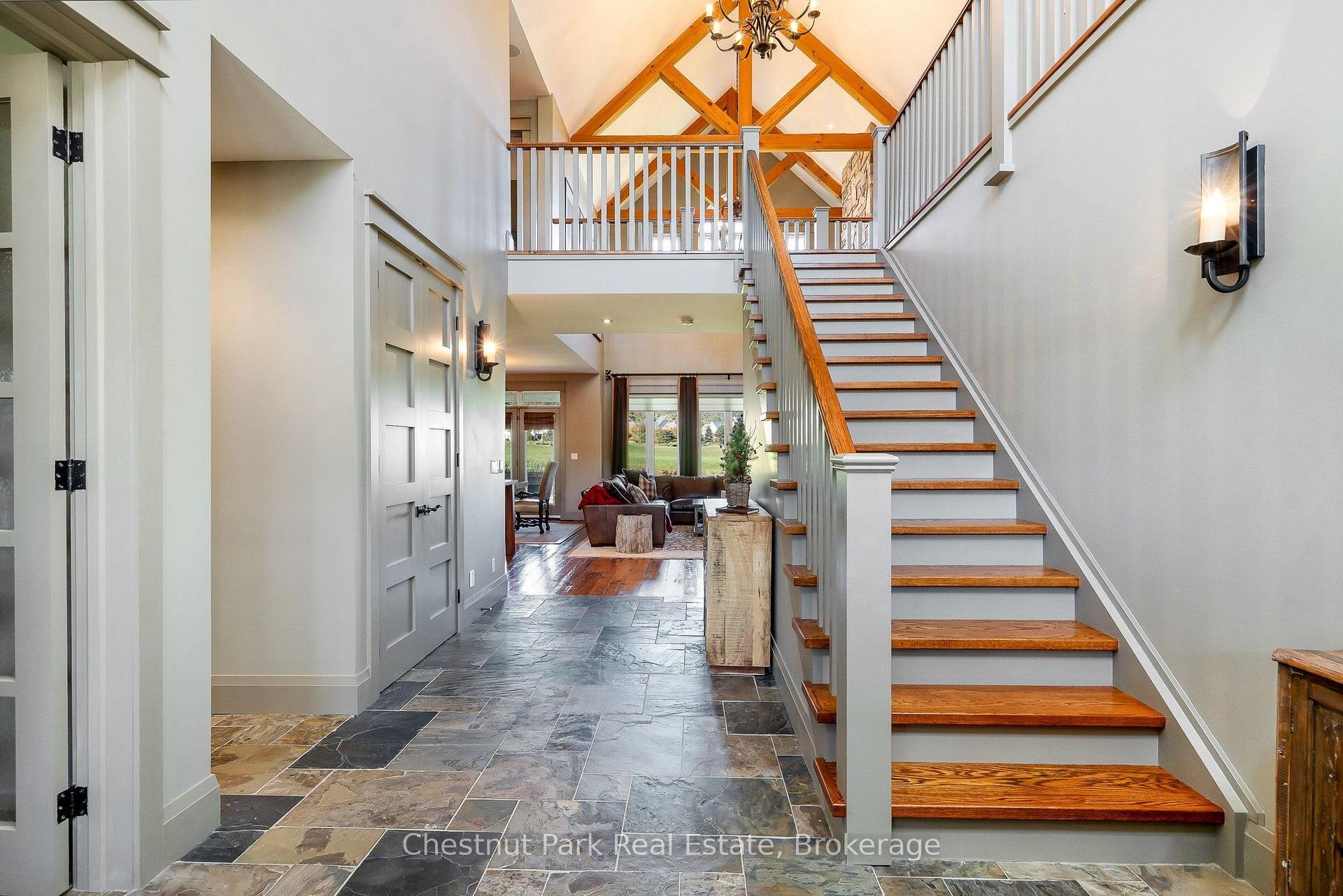 Photo 4 of 124 Snowbridge Way, Blue Mountains — HOMEH