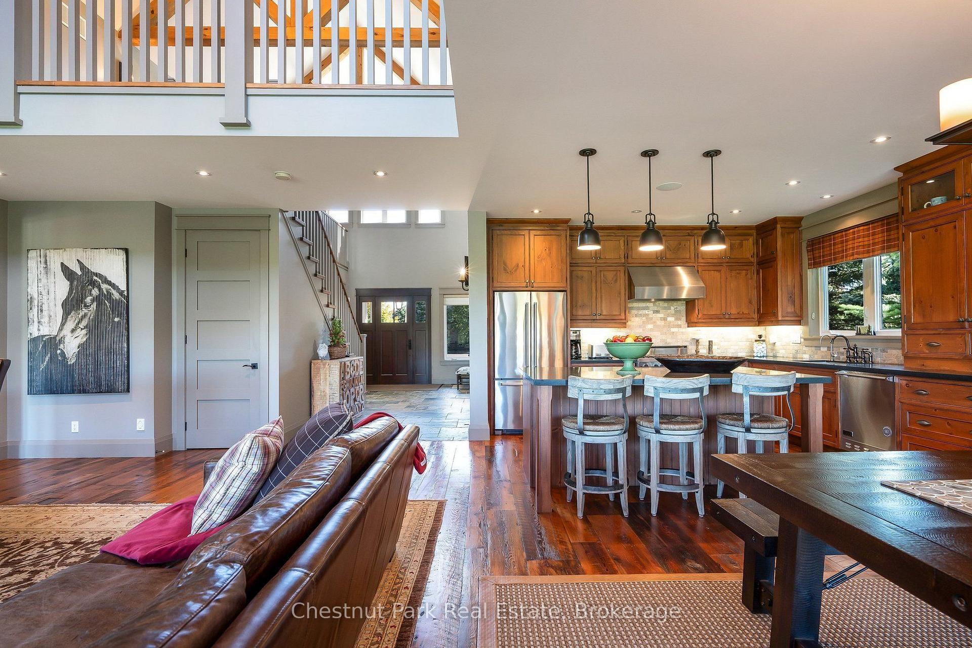 Photo 9 of 124 Snowbridge Way, Blue Mountains — HOMEH
