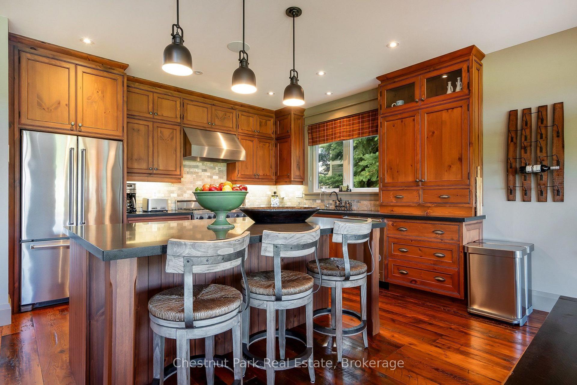 Photo 15 of 124 Snowbridge Way, Blue Mountains — HOMEH