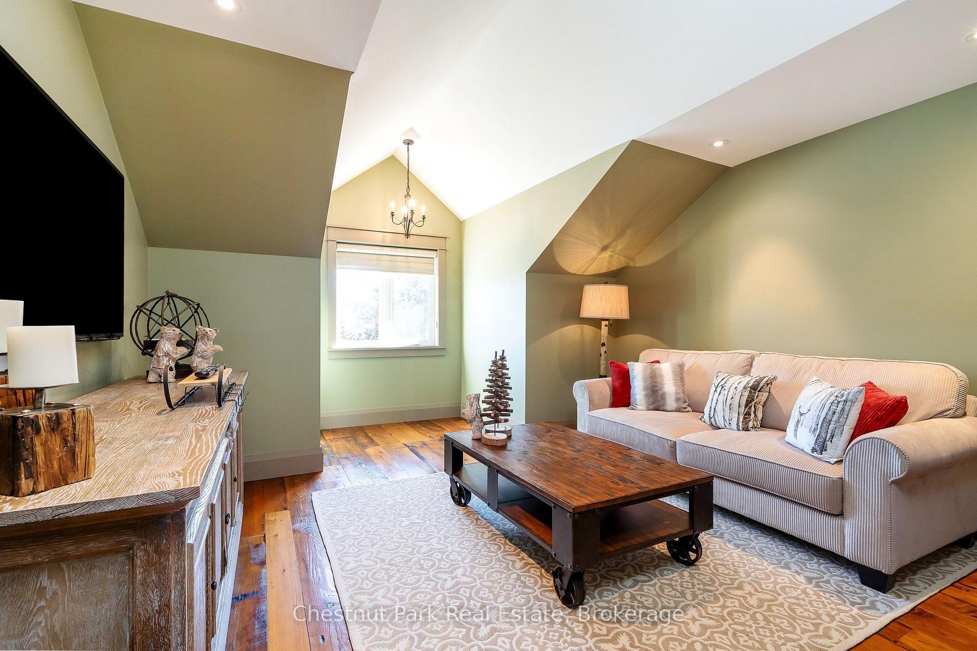 Photo 30 of 124 Snowbridge Way, Blue Mountains — HOMEH