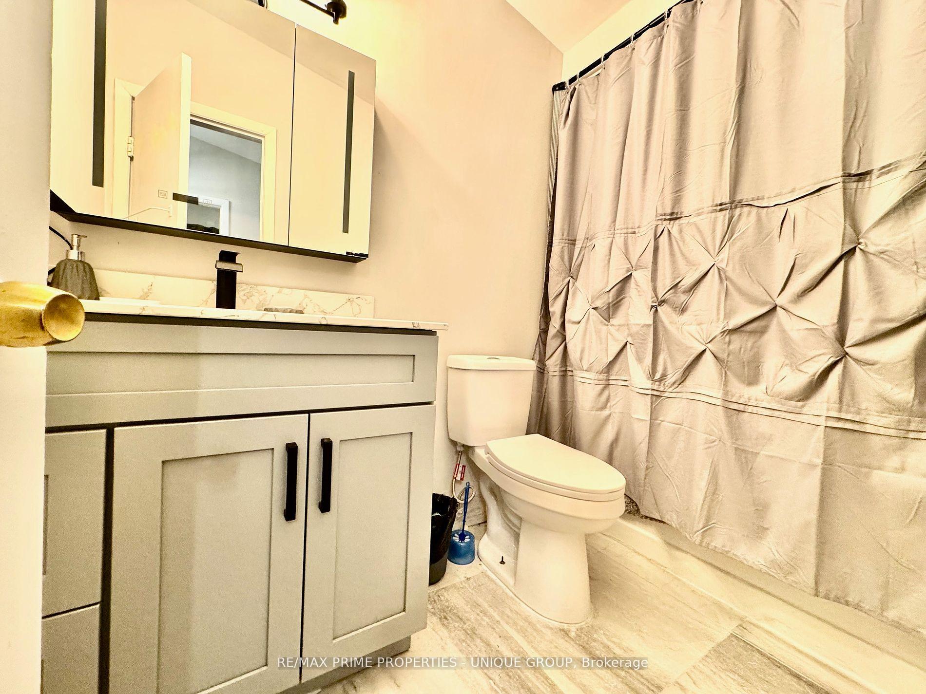 Photo 12 of 282 Roywood Drive, North York, Parkwoods-Donalda — HOMEH