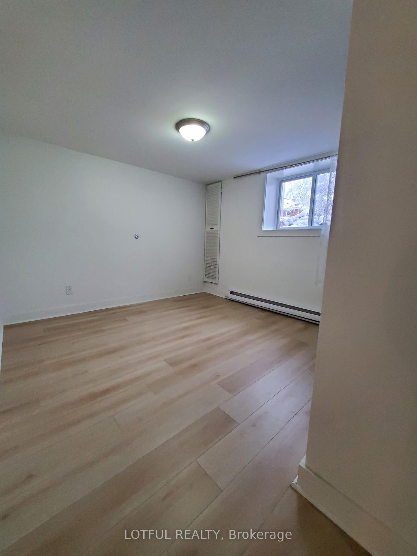 Photo 10 of Unit 3, 1107 Aldea Avenue, Ottawa, Billings Bridge — HOMEH