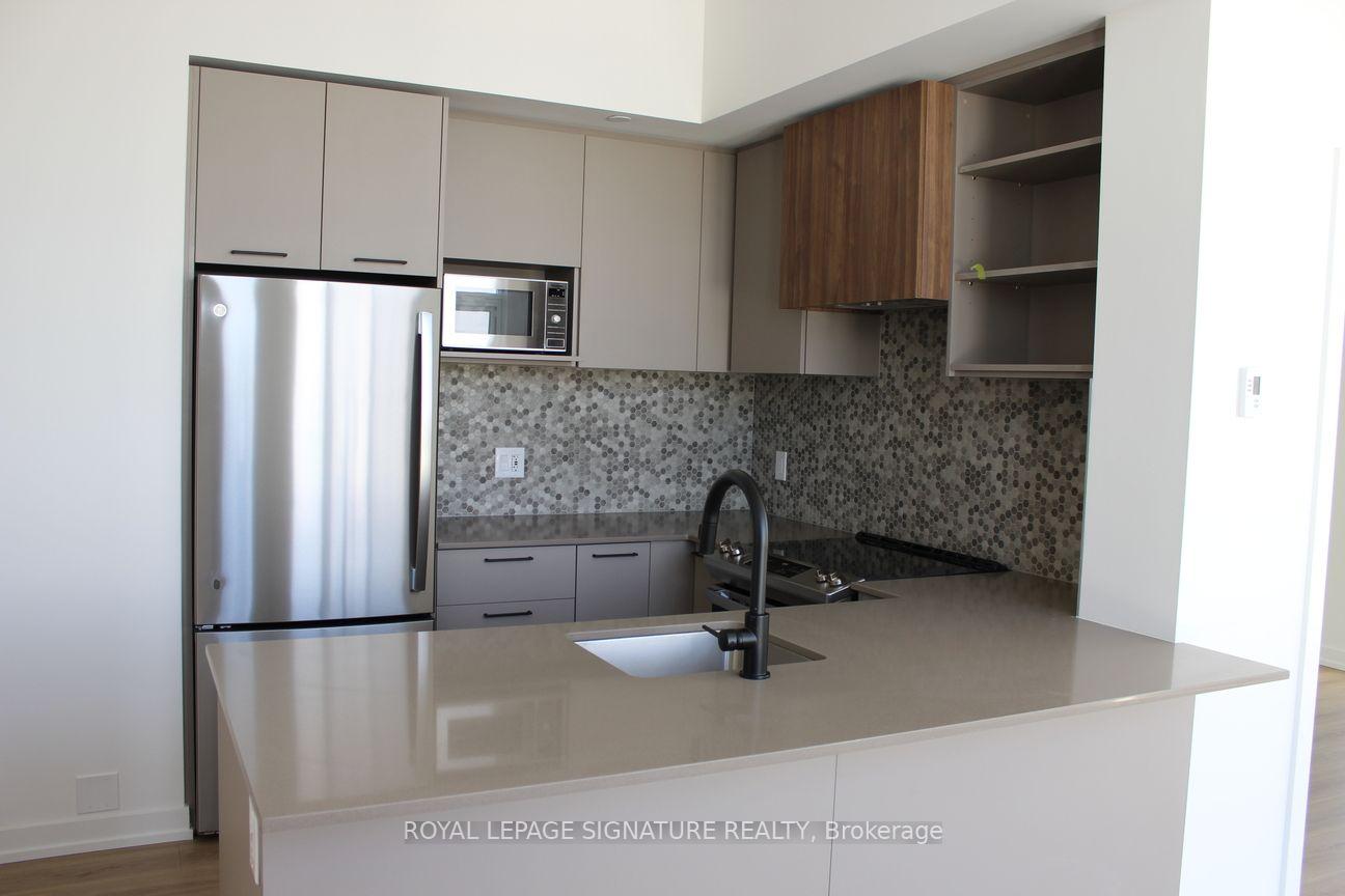 Photo 4 of Unit 615, 10 Lagerfield Drive, Brampton, Fletcher's Meadow — HOMEH