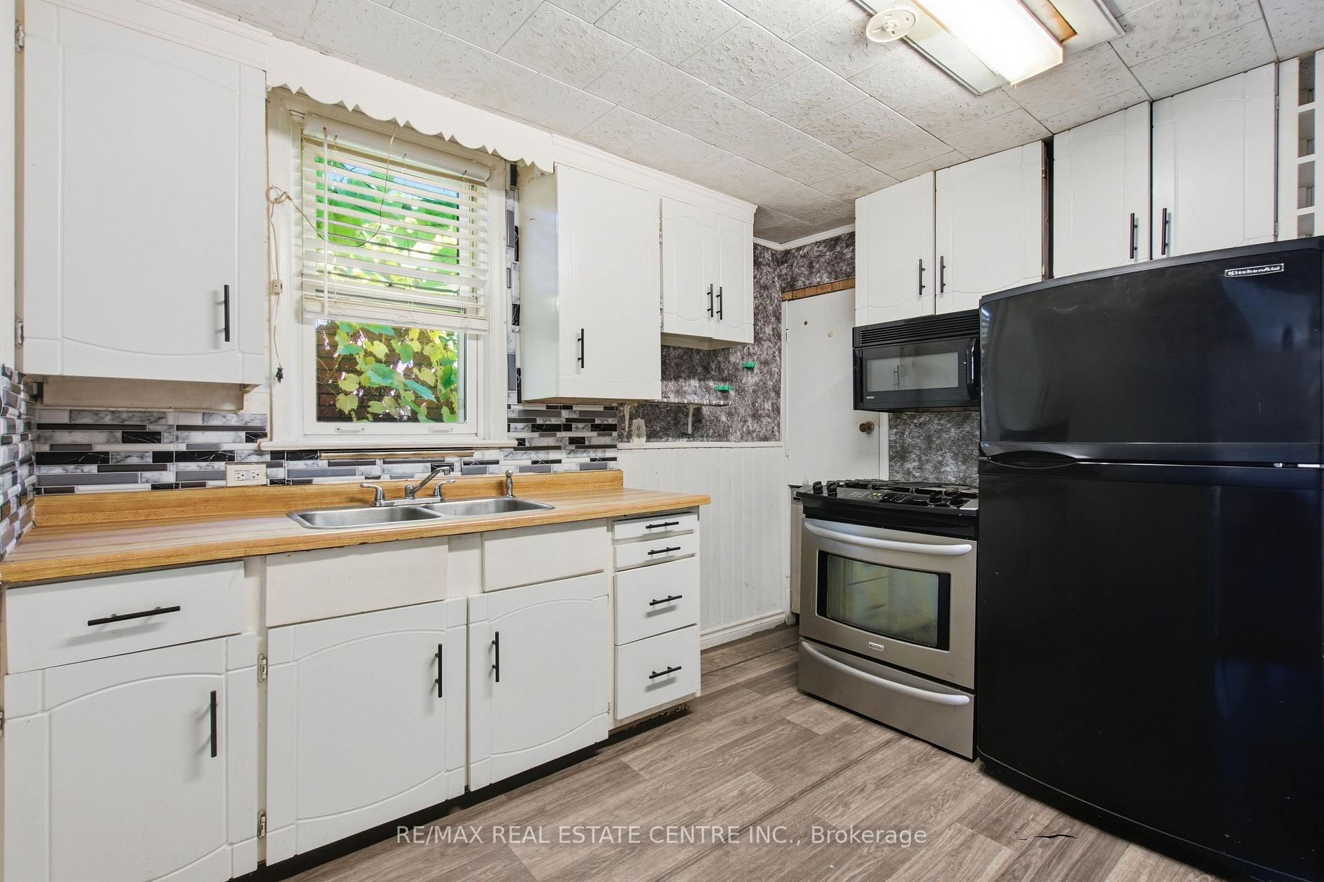Photo 14 of 295 Strathearn Avenue, Hamilton, Homeside — HOMEH