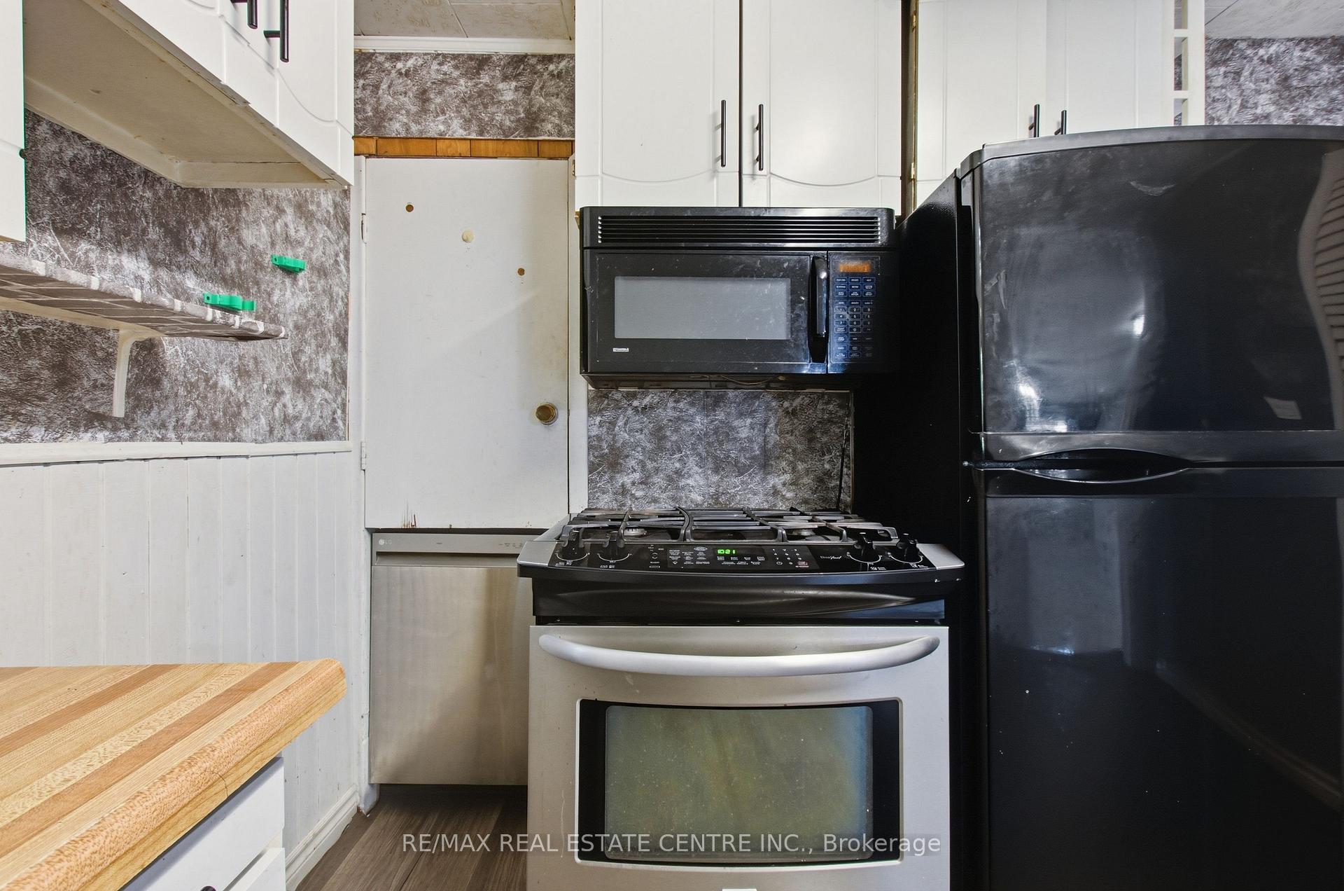 Photo 16 of 295 Strathearn Avenue, Hamilton, Homeside — HOMEH