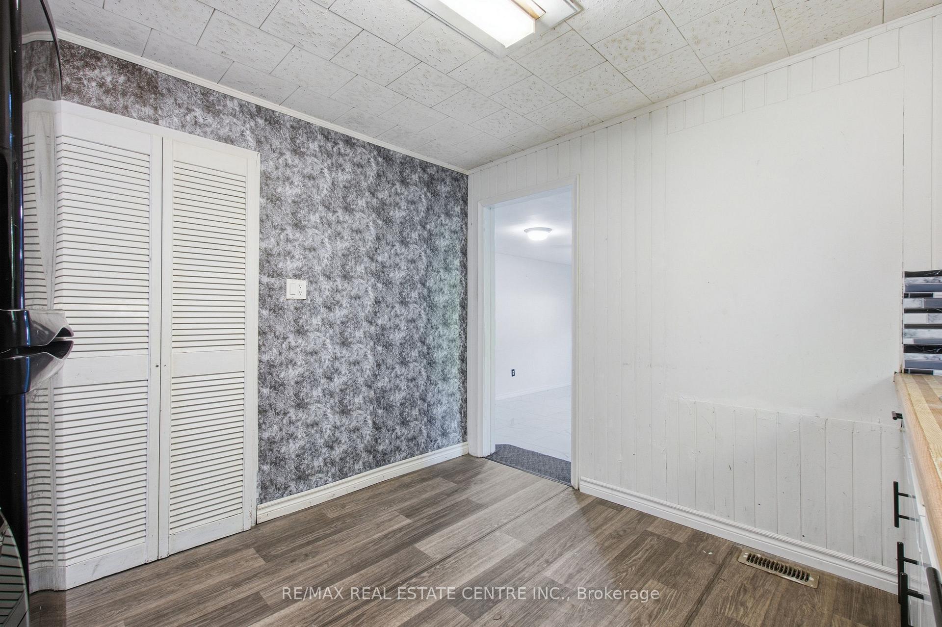 Photo 17 of 295 Strathearn Avenue, Hamilton, Homeside — HOMEH