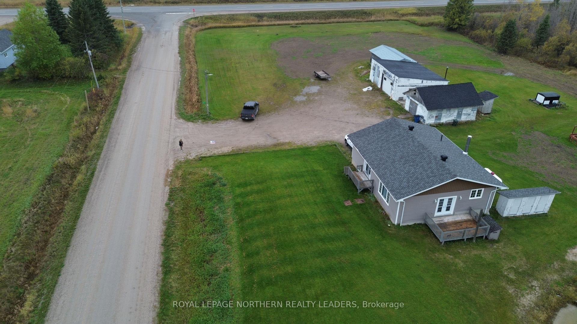 Photo 2 of 19 Nahma Road, Cochrane — HOMEH