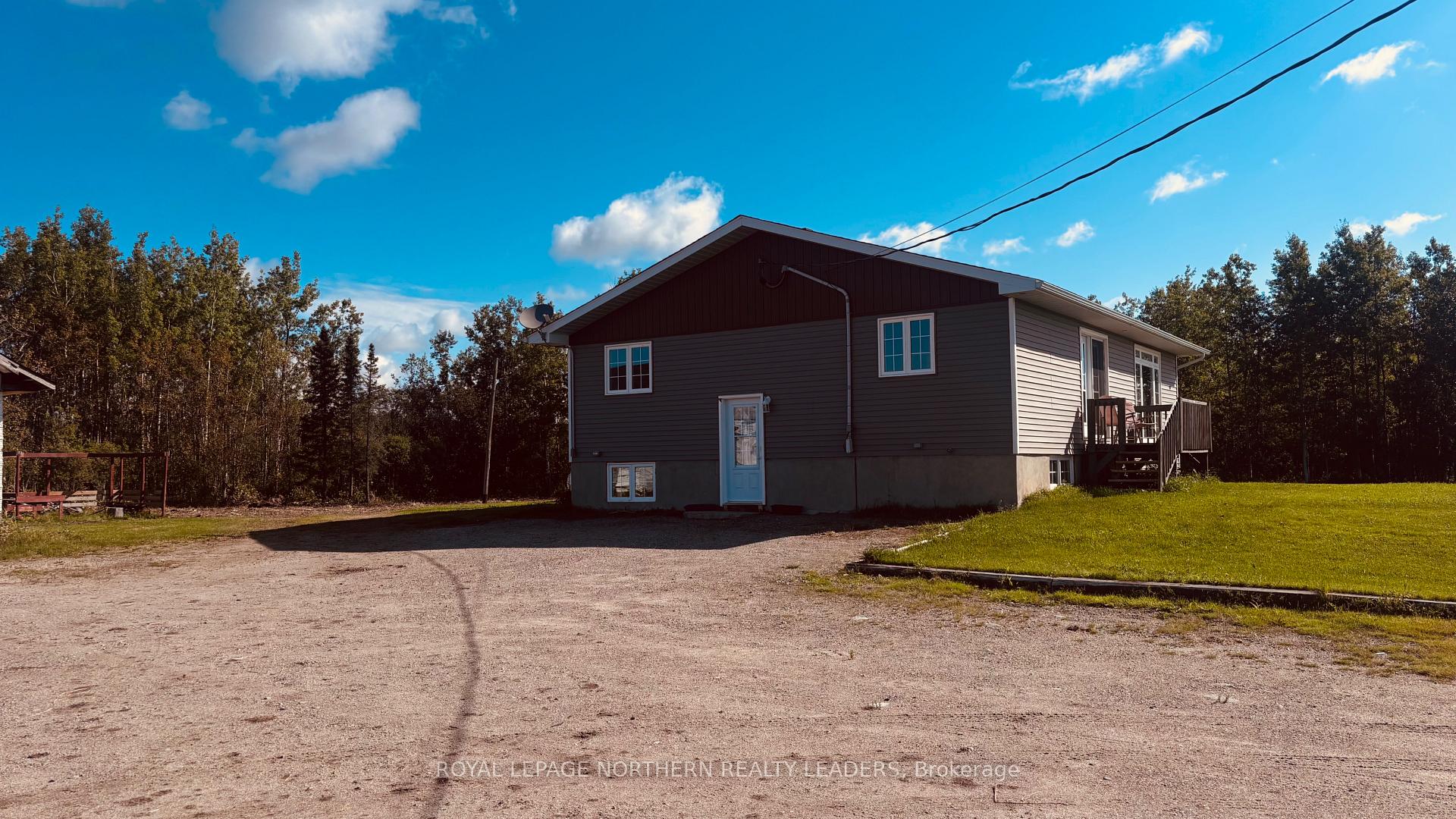 Photo 10 of 19 Nahma Road, Cochrane — HOMEH