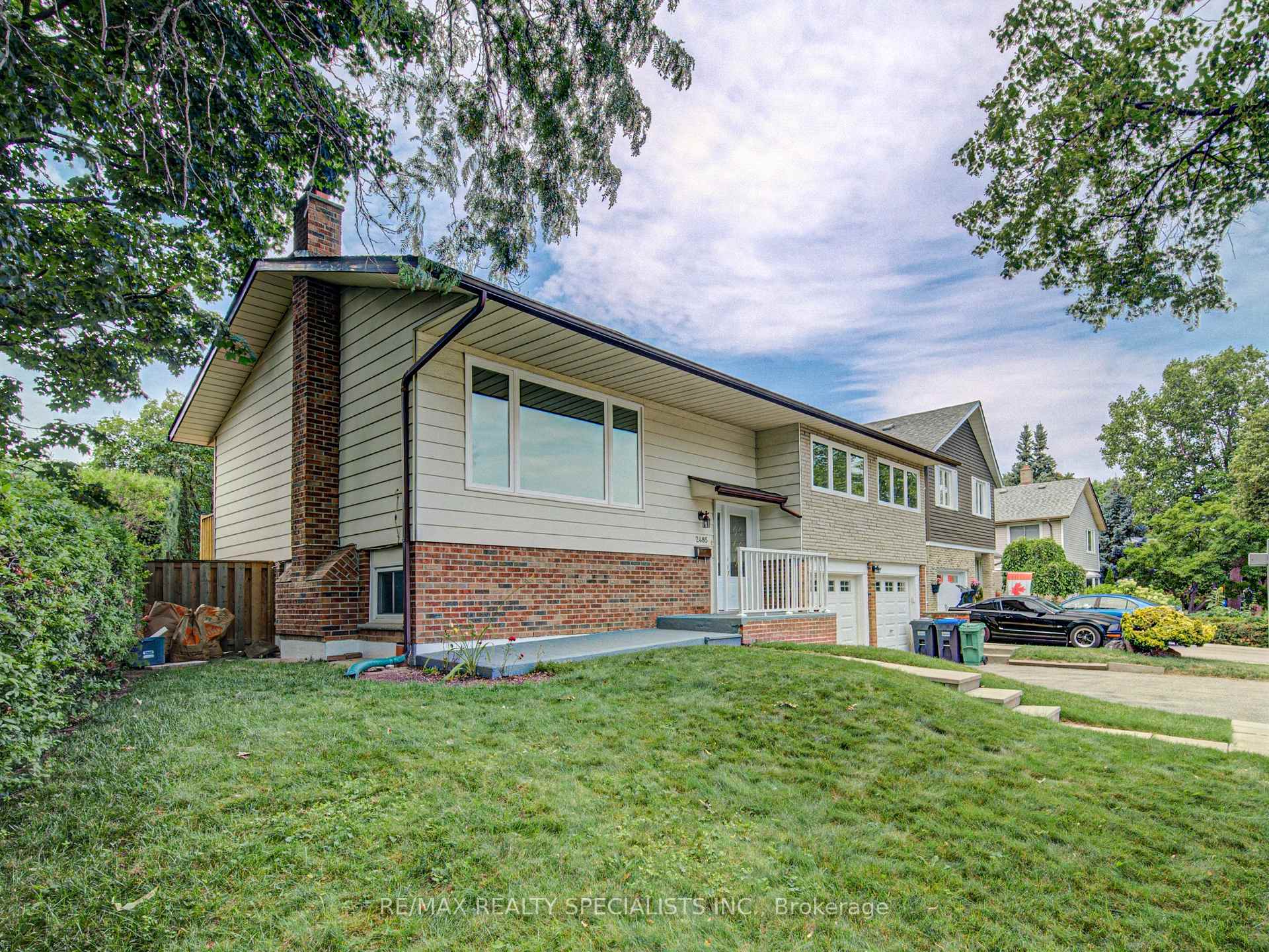 Photo 2 of 2485 Council Ring Road, Mississauga, Erin Mills — HOMEH