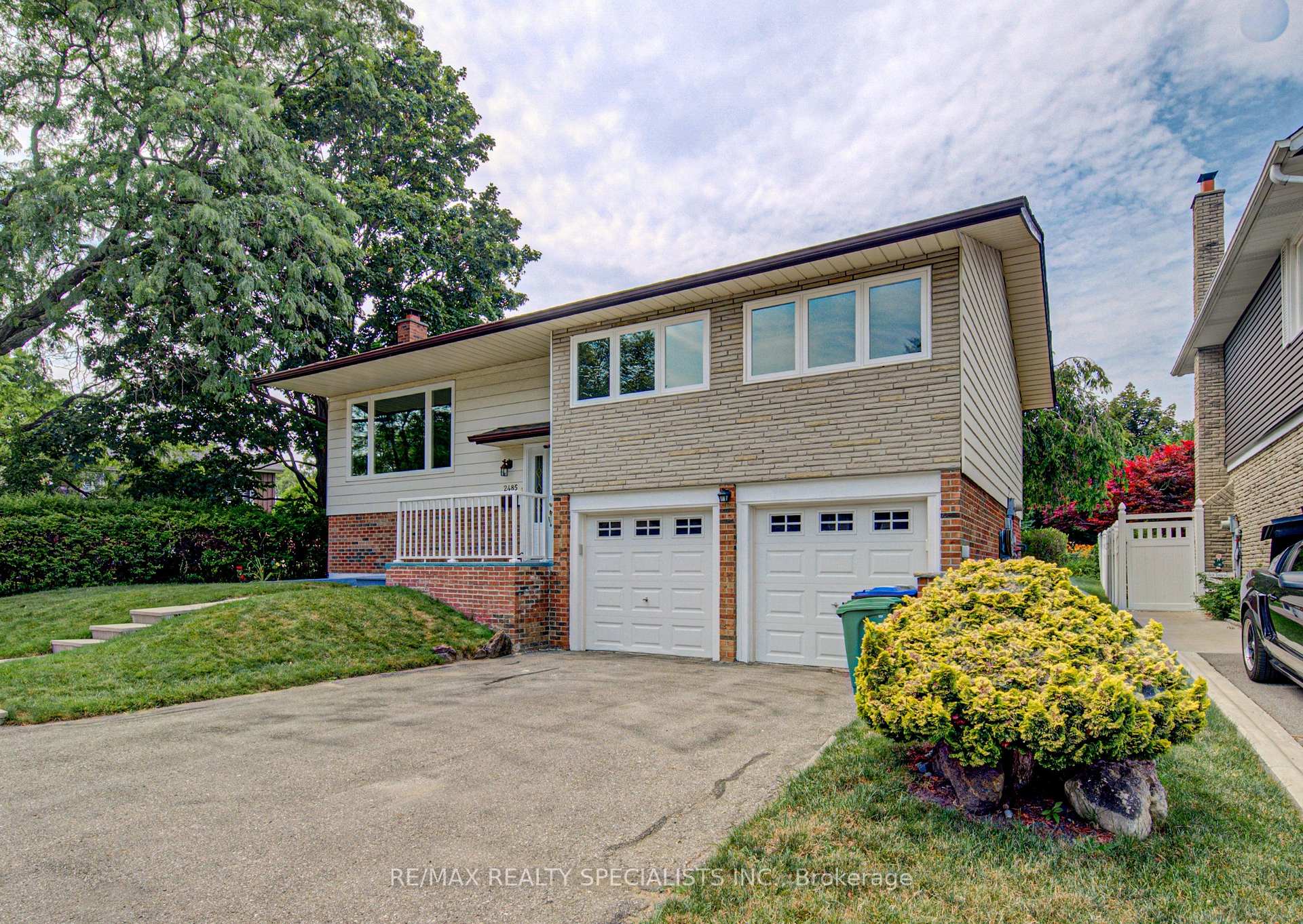 Photo 3 of 2485 Council Ring Road, Mississauga, Erin Mills — HOMEH