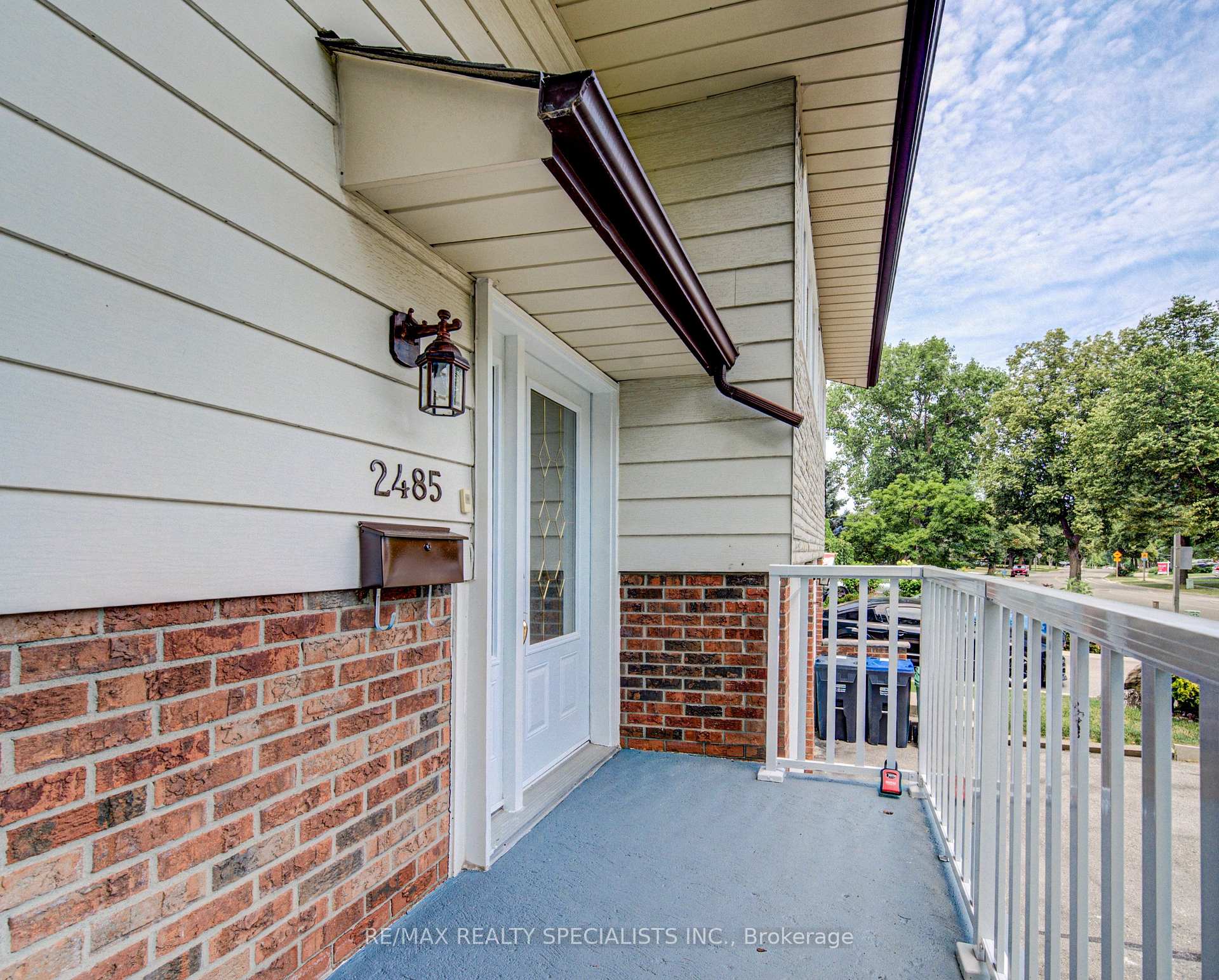 Photo 4 of 2485 Council Ring Road, Mississauga, Erin Mills — HOMEH
