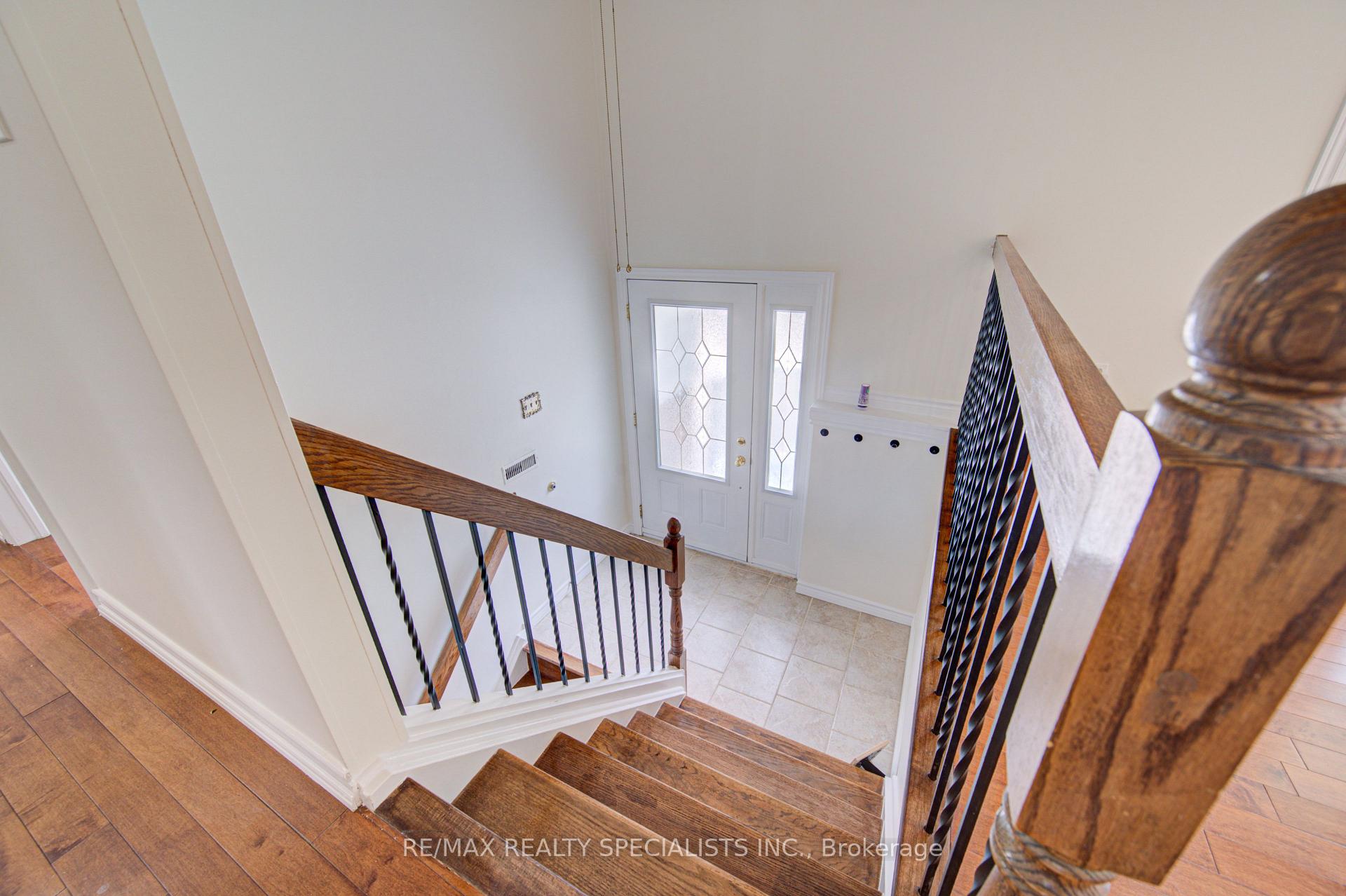 Photo 5 of 2485 Council Ring Road, Mississauga, Erin Mills — HOMEH