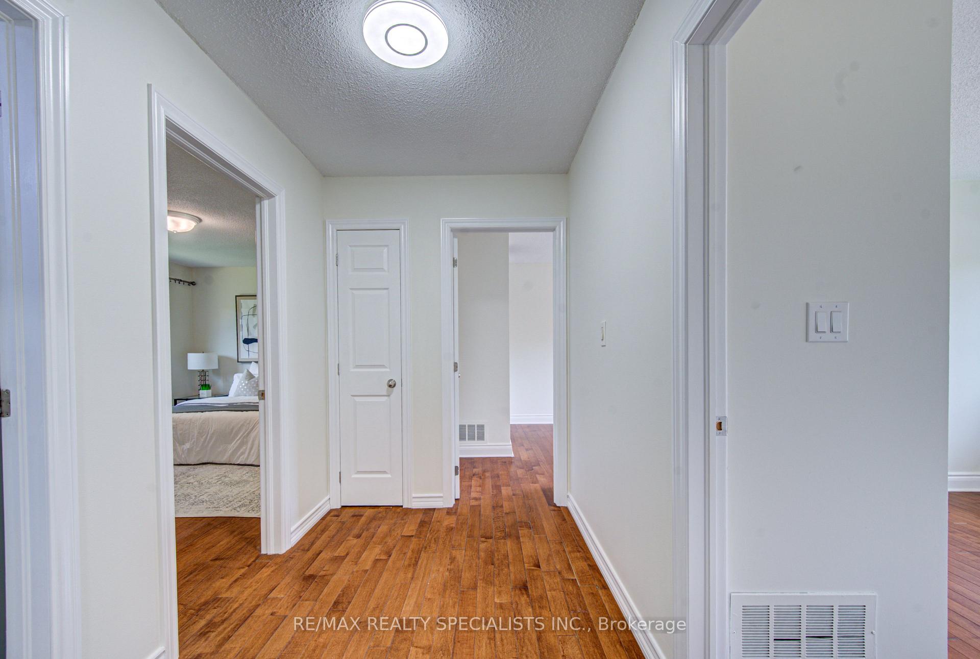Photo 16 of 2485 Council Ring Road, Mississauga, Erin Mills — HOMEH
