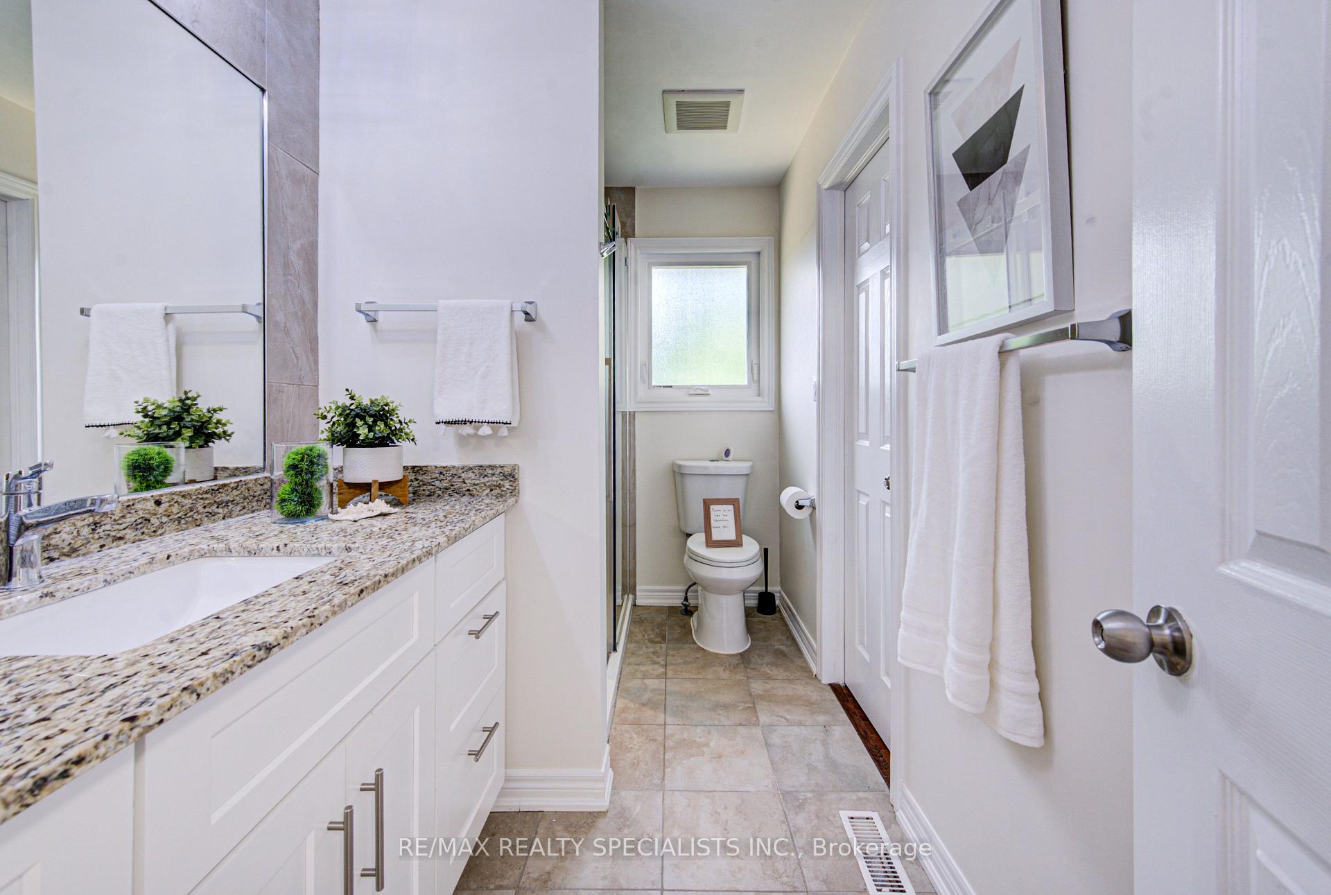 Photo 18 of 2485 Council Ring Road, Mississauga, Erin Mills — HOMEH