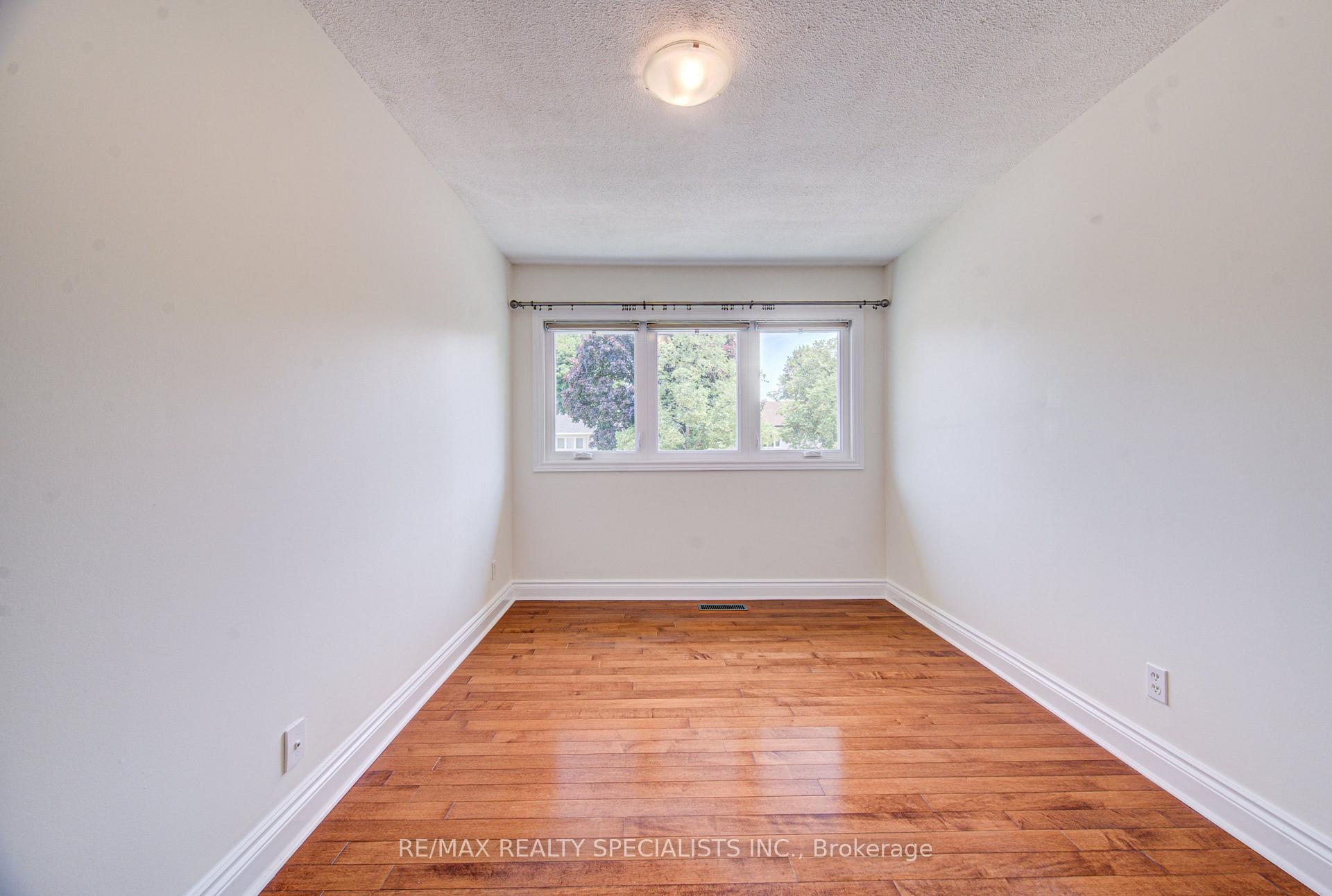 Photo 23 of 2485 Council Ring Road, Mississauga, Erin Mills — HOMEH