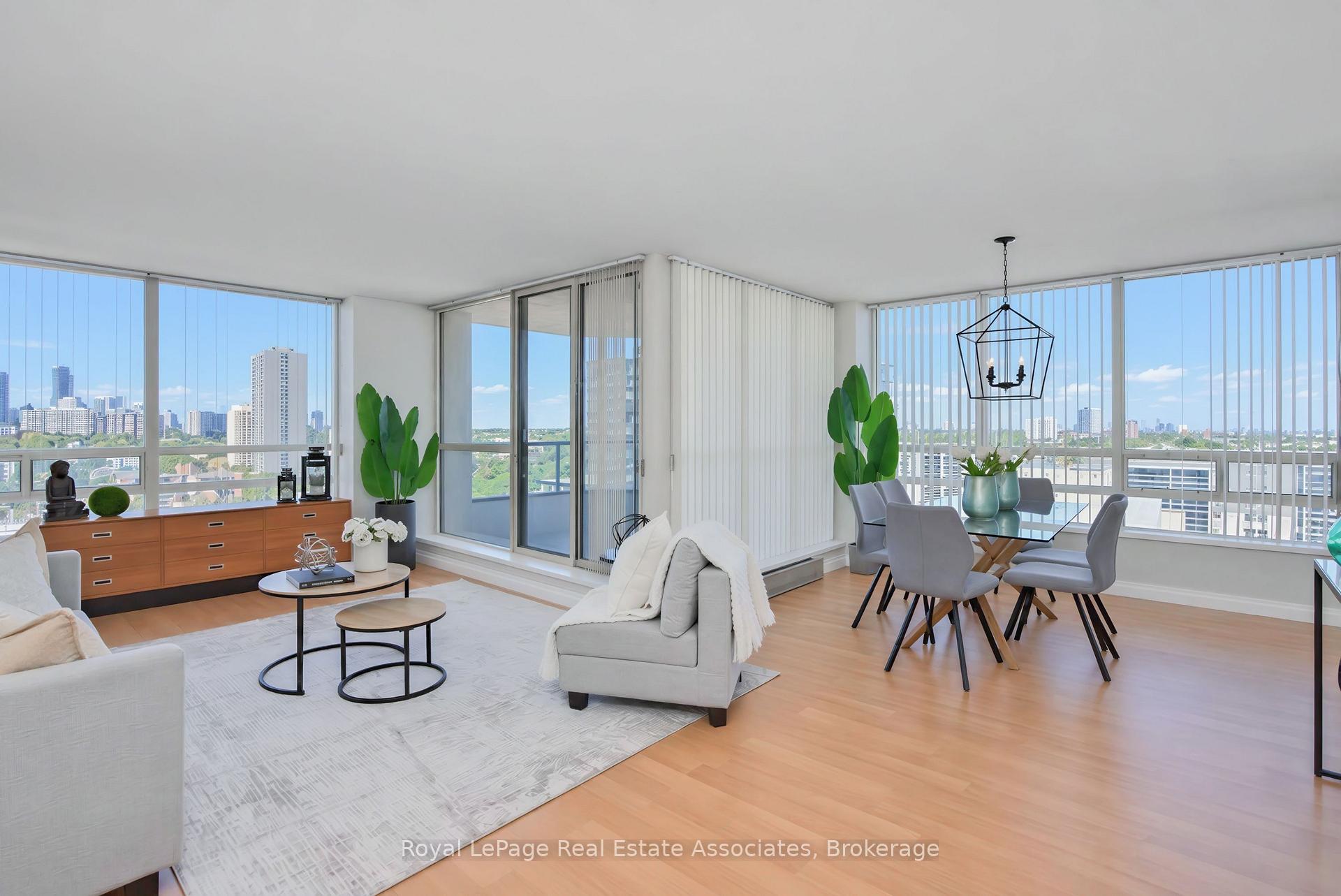 Photo 4 of Unit 1611, 75 King Street E, Mississauga, Cooksville — HOMEH