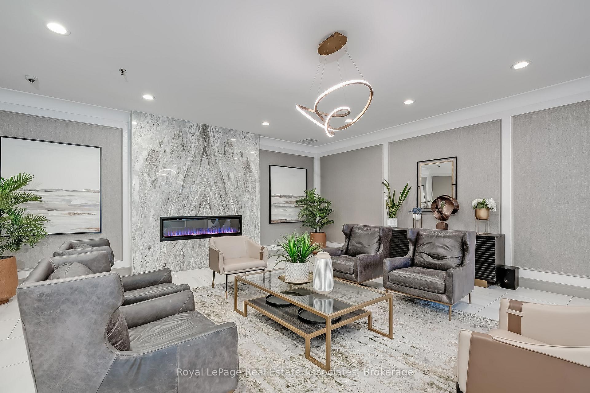 Photo 39 of Unit 1611, 75 King Street E, Mississauga, Cooksville — HOMEH