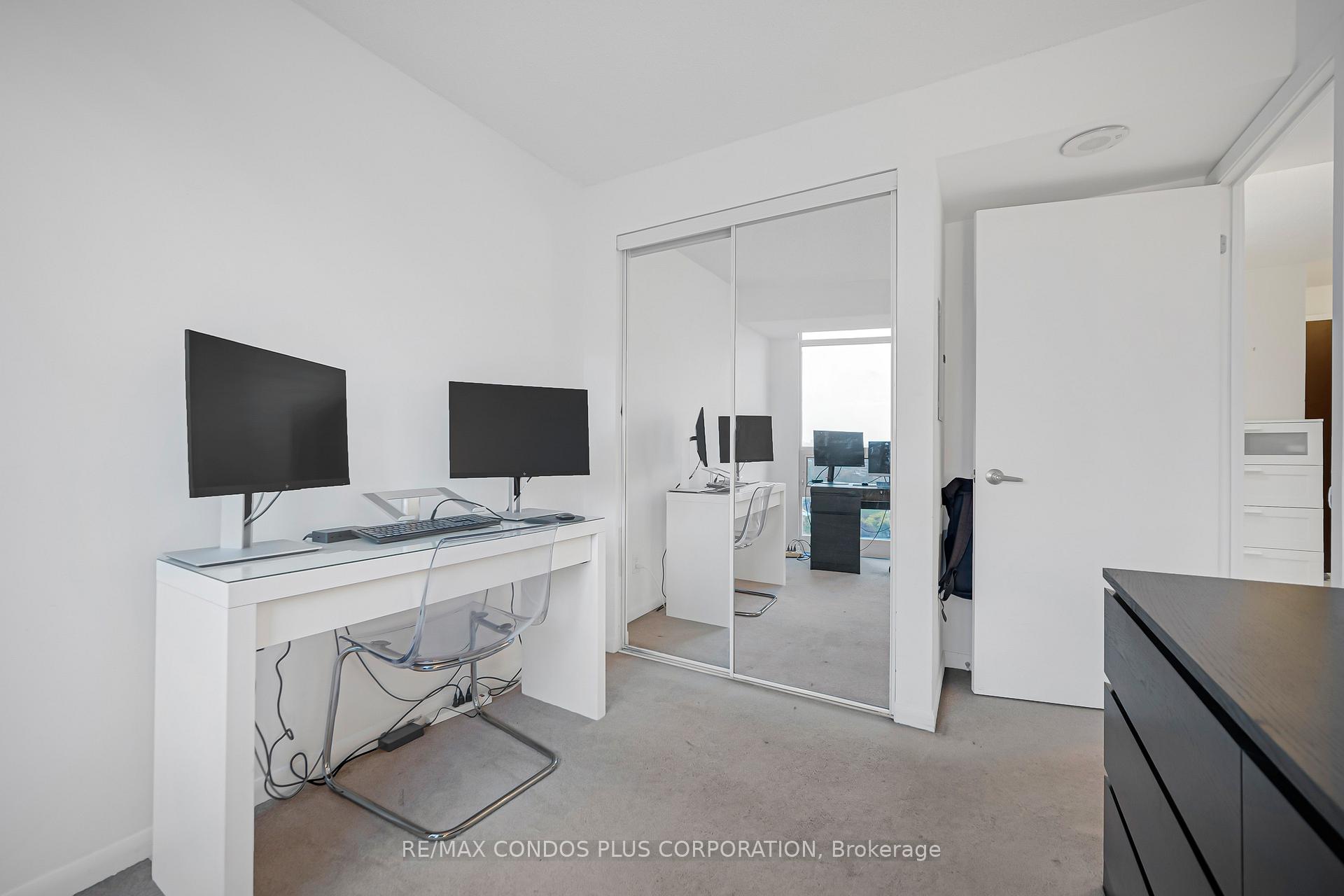 Photo 17 of Unit 1609, 231 Fort York Boulevard, Toronto, Niagara — HOMEH