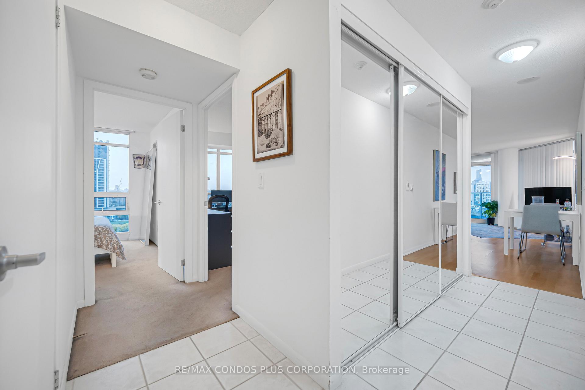 Photo 20 of Unit 1609, 231 Fort York Boulevard, Toronto, Niagara — HOMEH