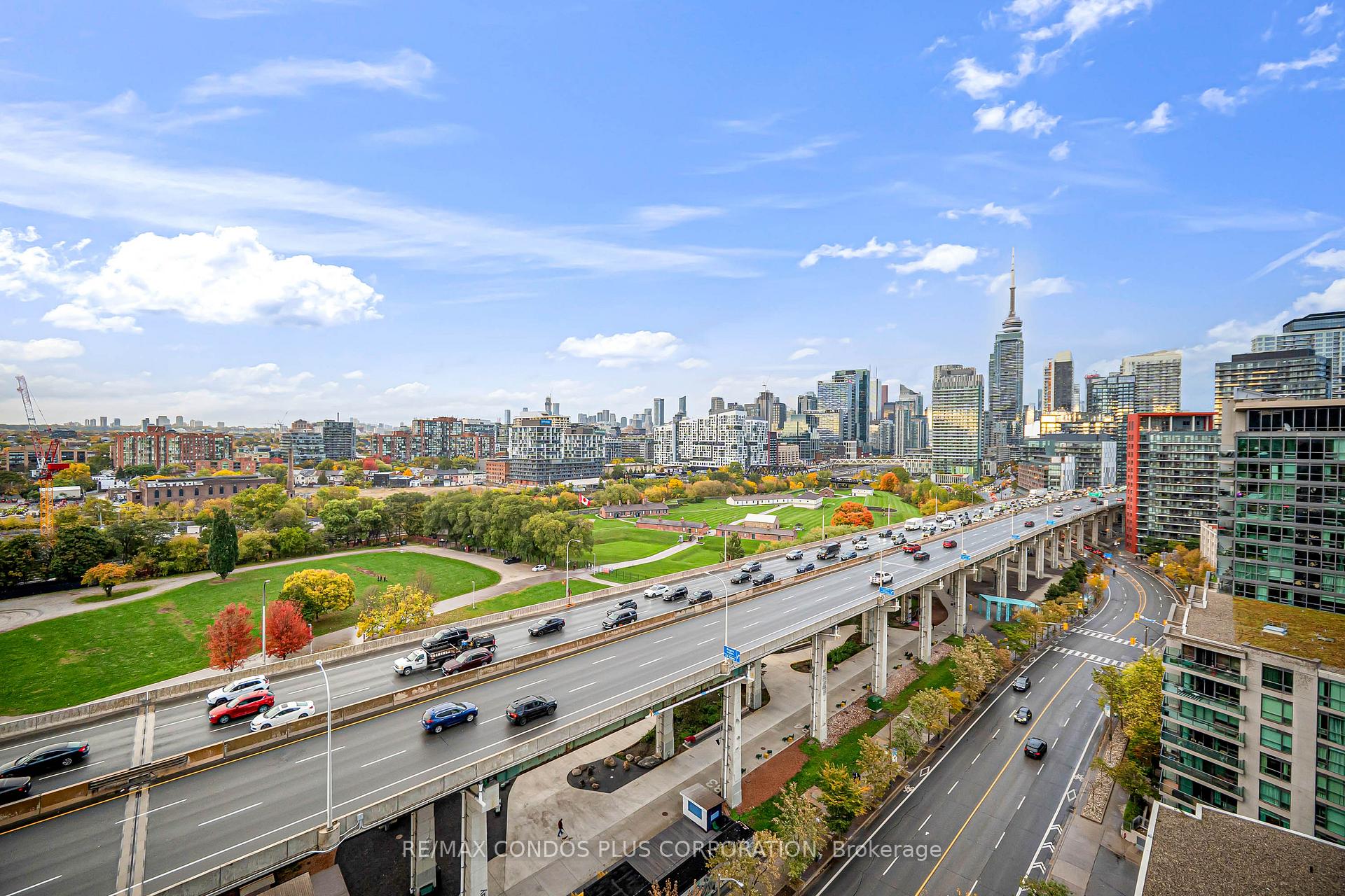 Photo 24 of Unit 1609, 231 Fort York Boulevard, Toronto, Niagara — HOMEH