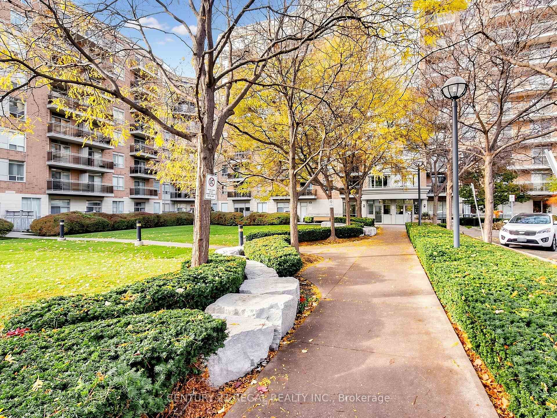 Photo 35 of Unit 434, 650 Lawrence Avenue W, Toronto, Englemount-Lawrence — HOMEH