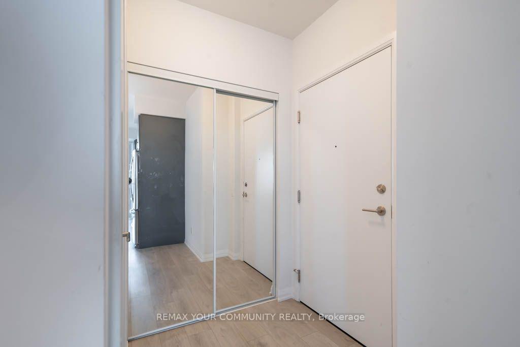 Photo 3 of Unit 3406, 7895 Jane Street, Vaughan, Concord — HOMEH