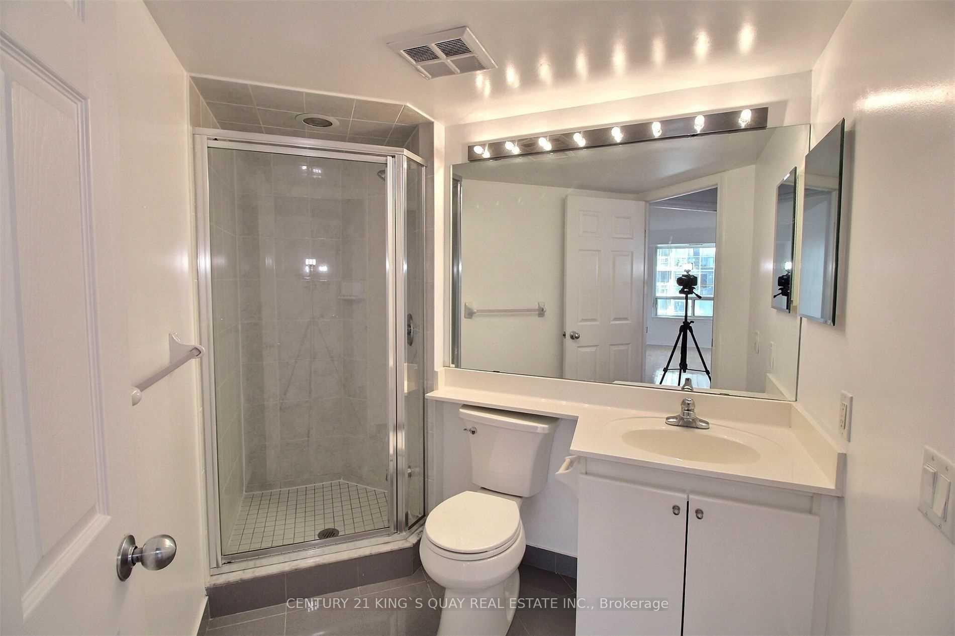 Photo 12 of Unit 2511, 155 Beecroft Road, North York, Lansing-Westgate — HOMEH