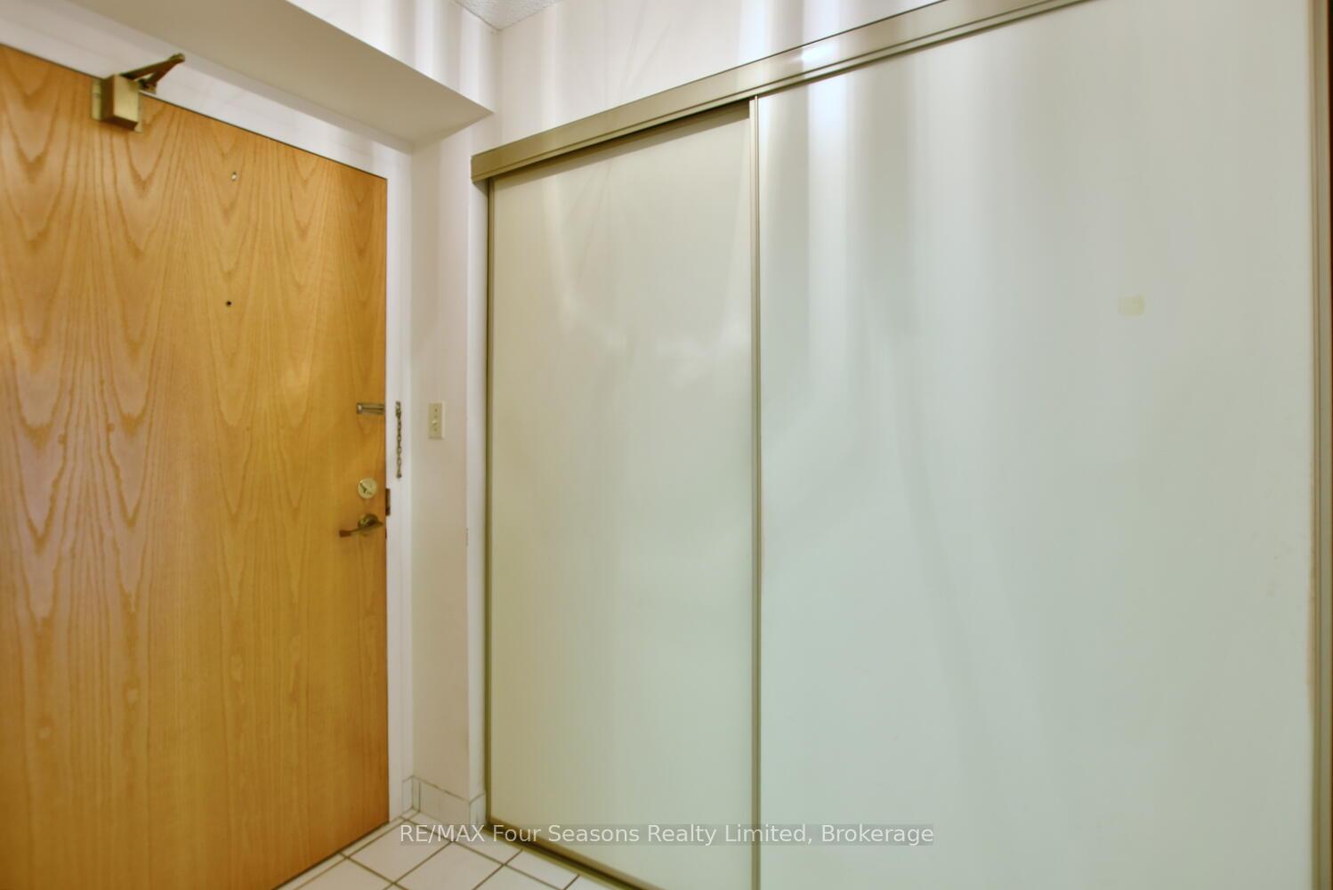 Photo 9 of Unit 505, 172 Eighth Street, Collingwood — HOMEH