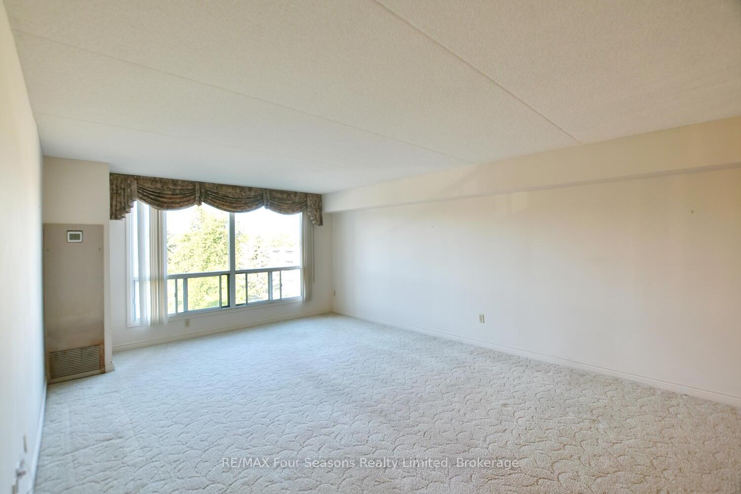 Photo 13 of Unit 505, 172 Eighth Street, Collingwood — HOMEH