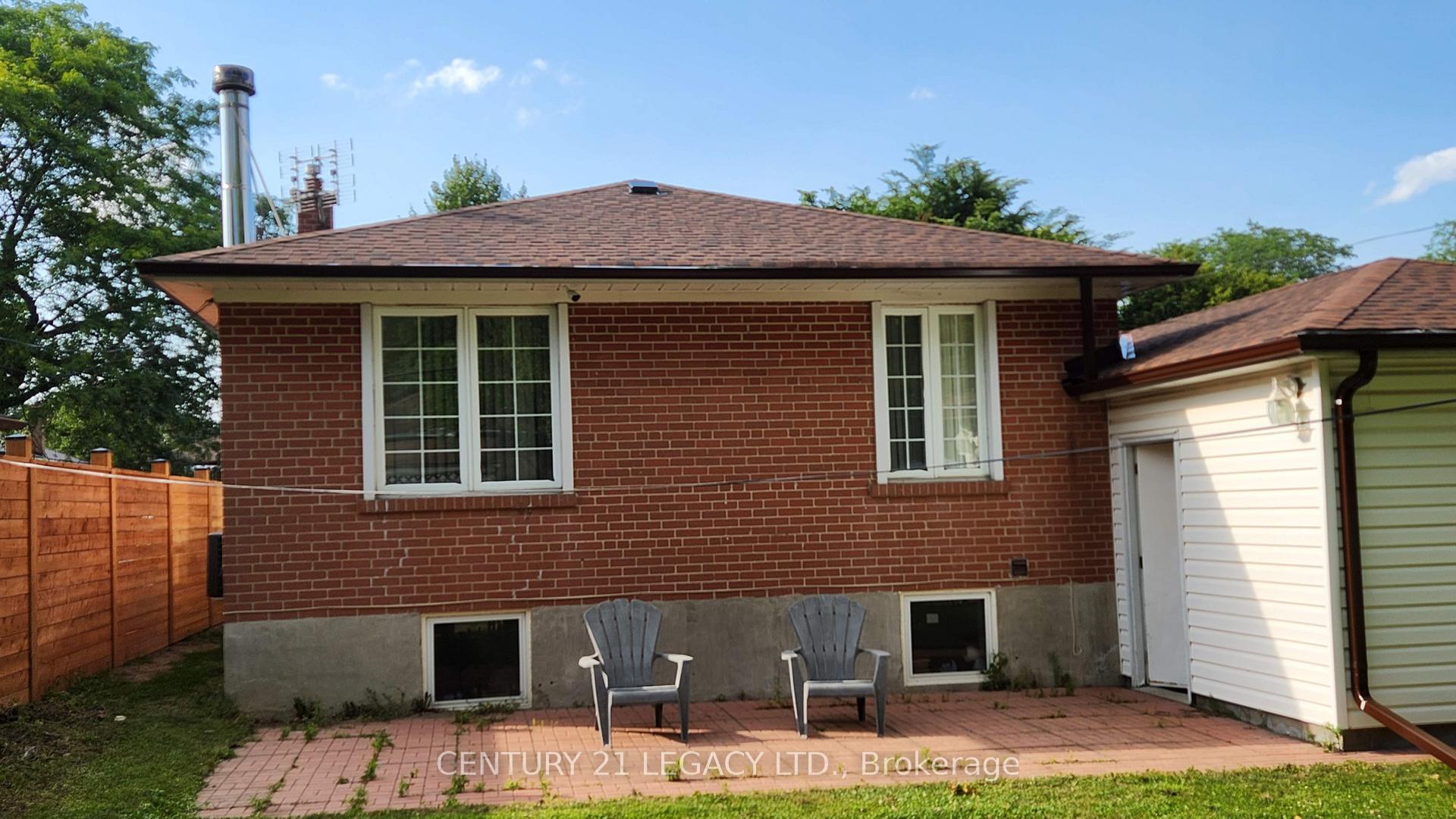 Photo 4 of 27 Par Avenue, Scarborough, Woburn — HOMEH