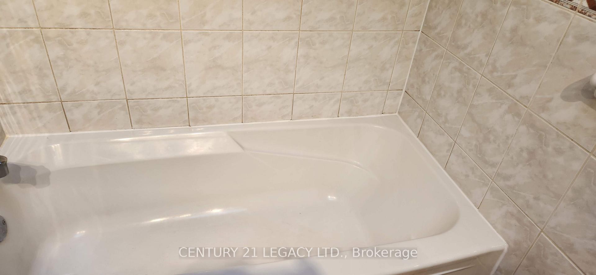 Photo 22 of 27 Par Avenue, Scarborough, Woburn — HOMEH